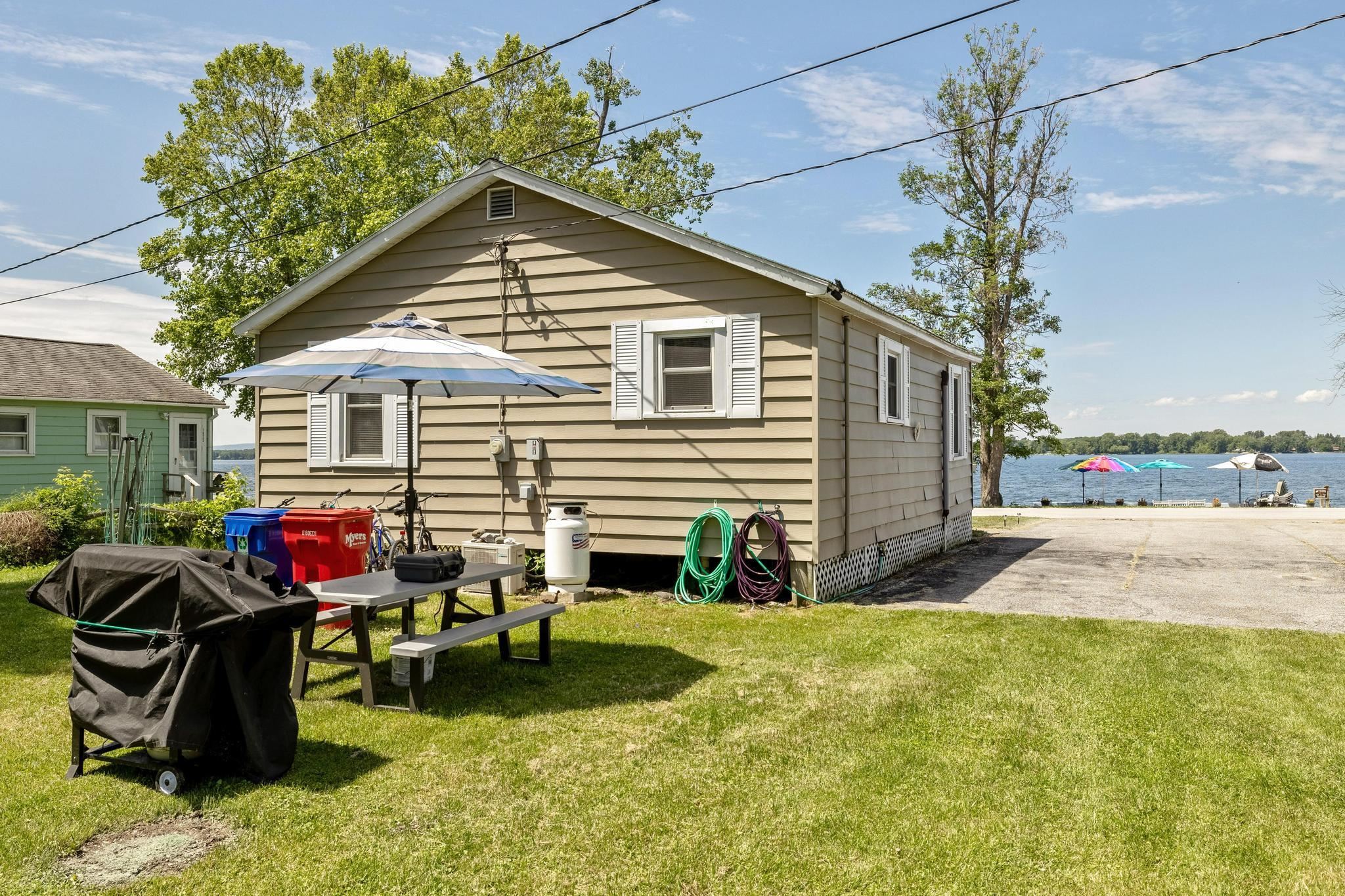 1815 West Shore Road Property Photo 8