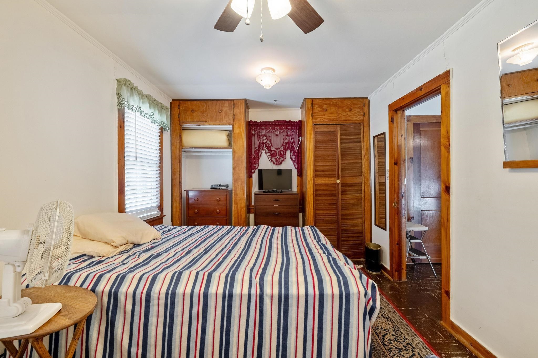 1815 West Shore Road Property Photo 13