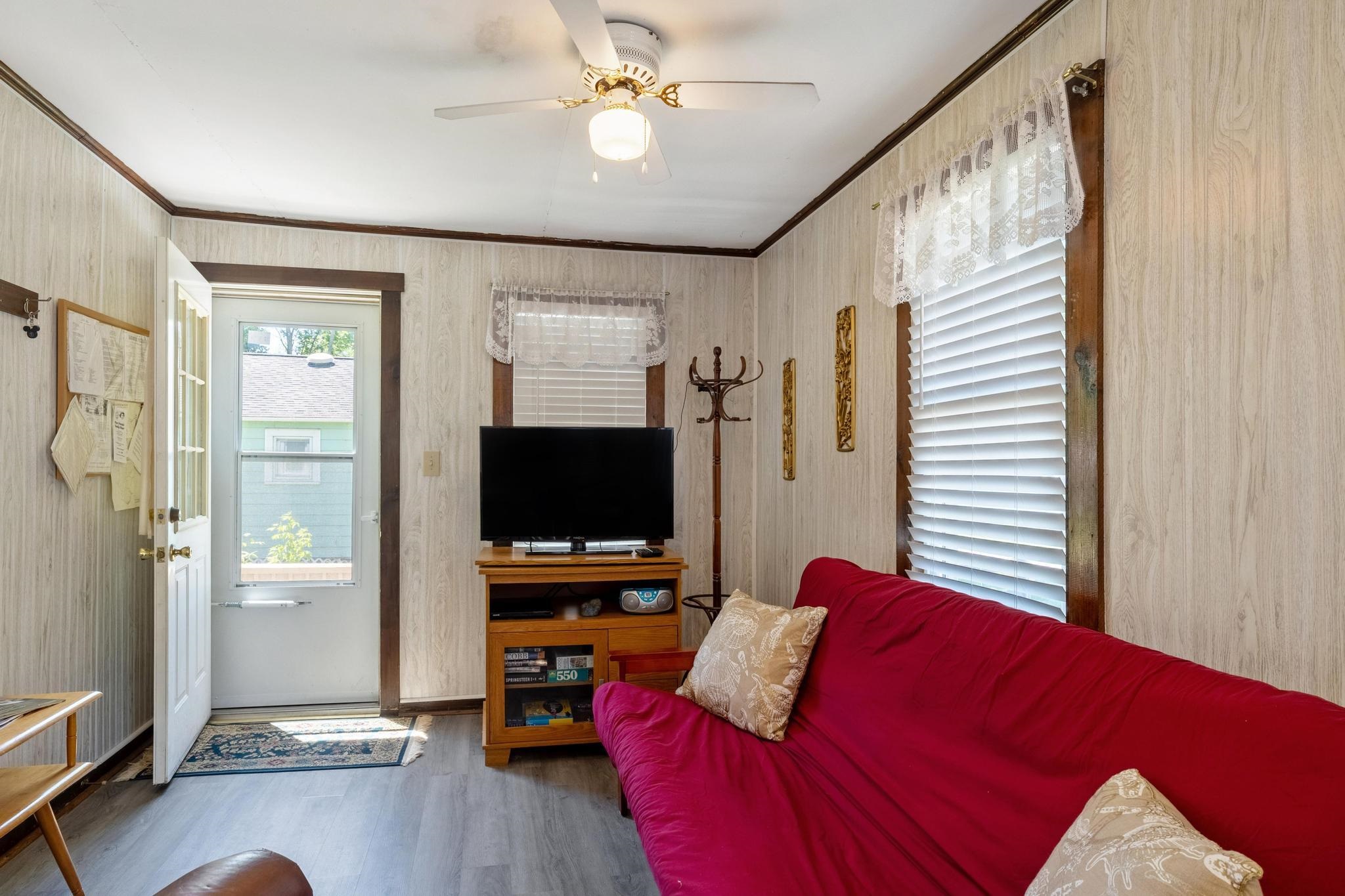 1815 West Shore Road Property Photo 22