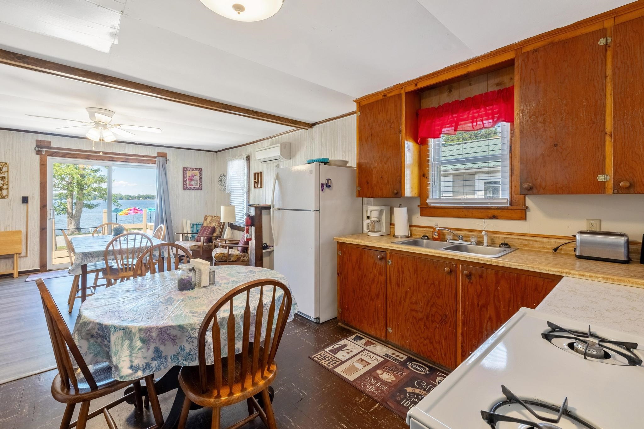 1815 West Shore Road Property Photo 25