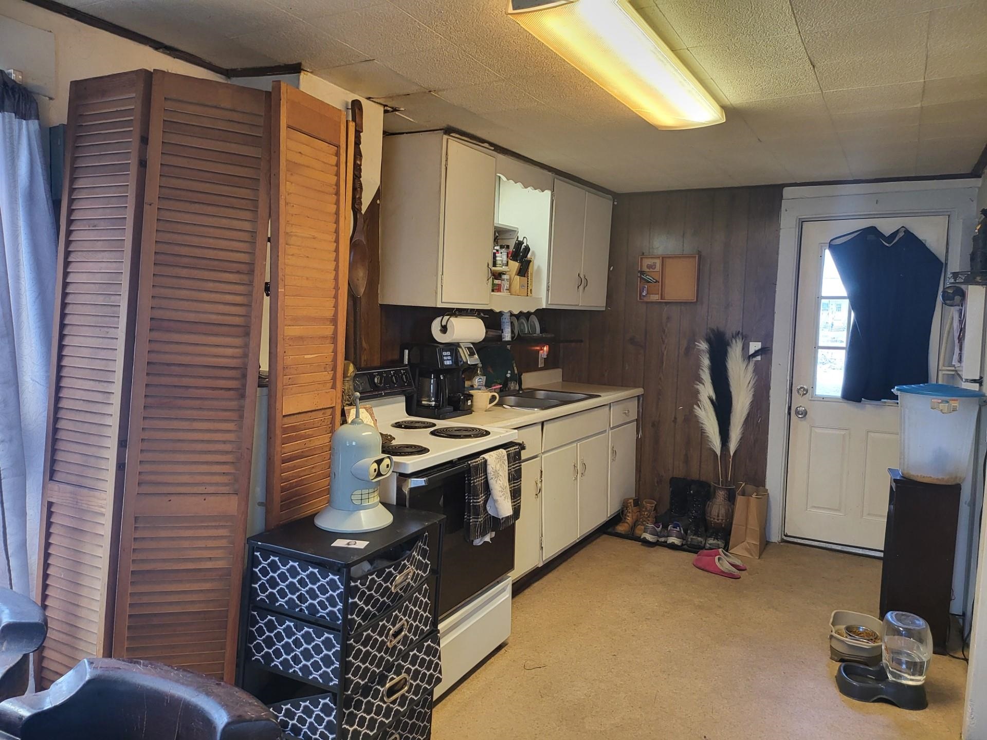 76-78 Maple Avenue Property Photo 18