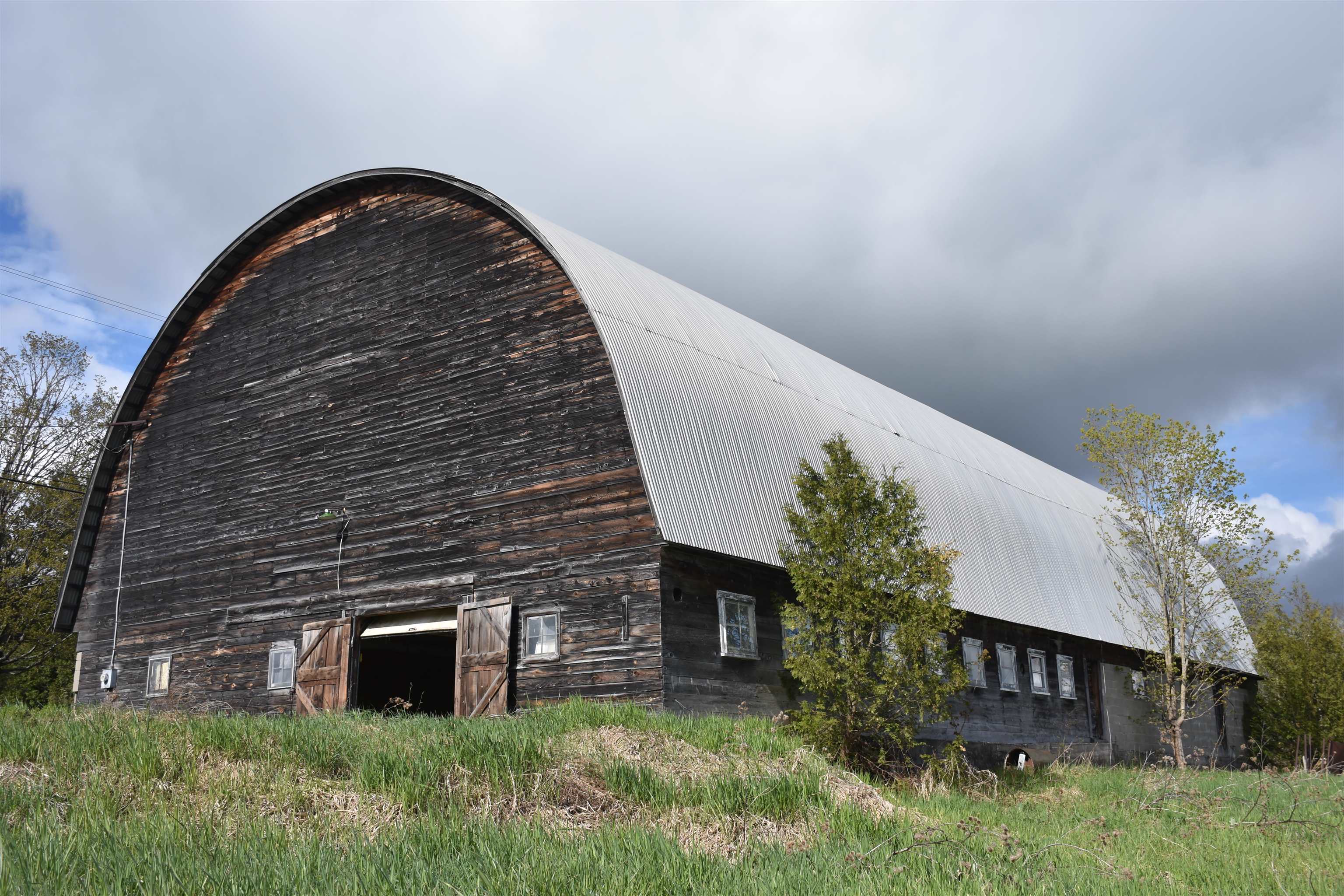 1076 Airport Road Property Photo