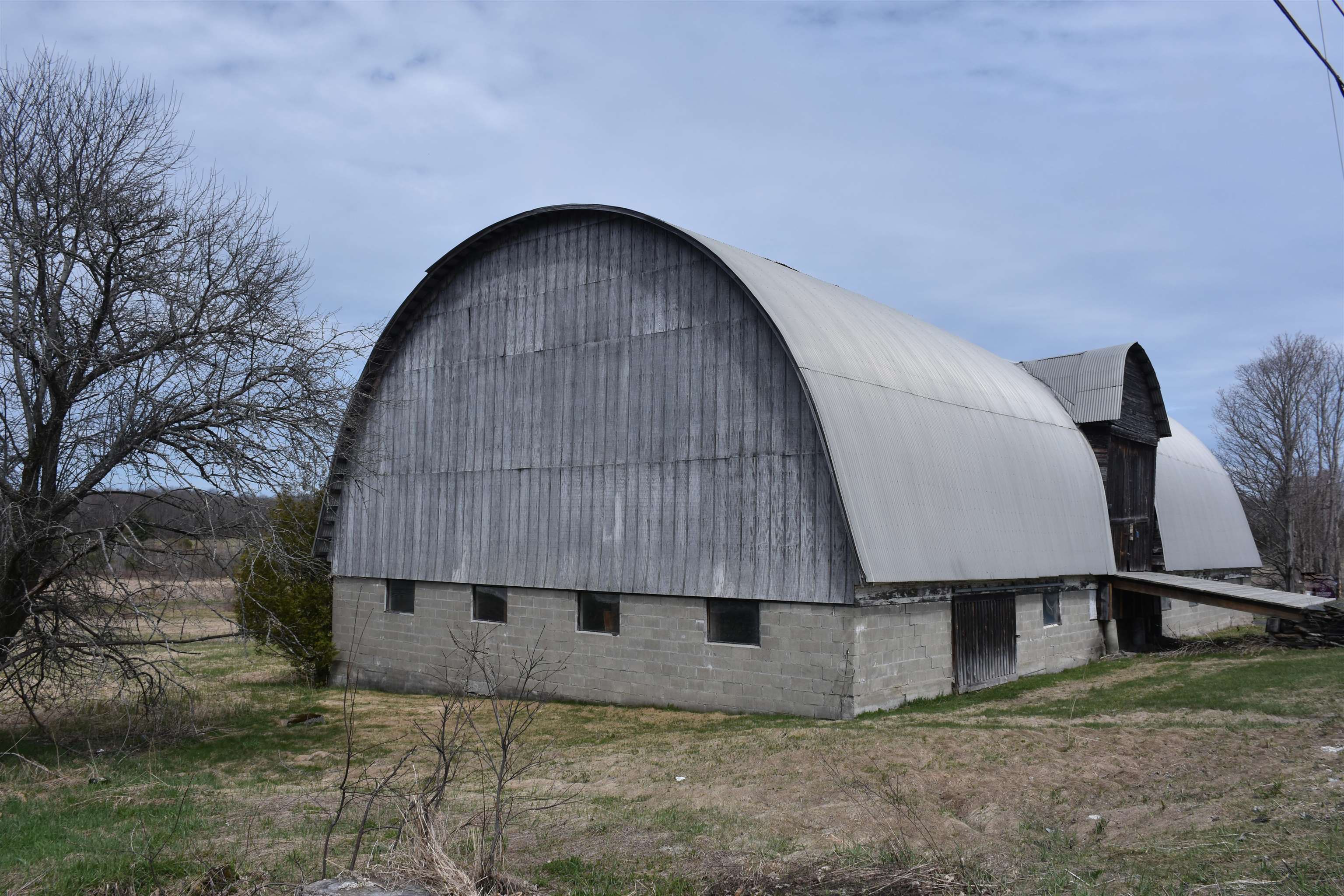 1076 Airport Road Property Photo 5