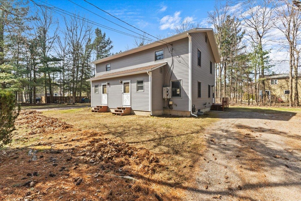 214/216 Grey Birch Drive Property Photo