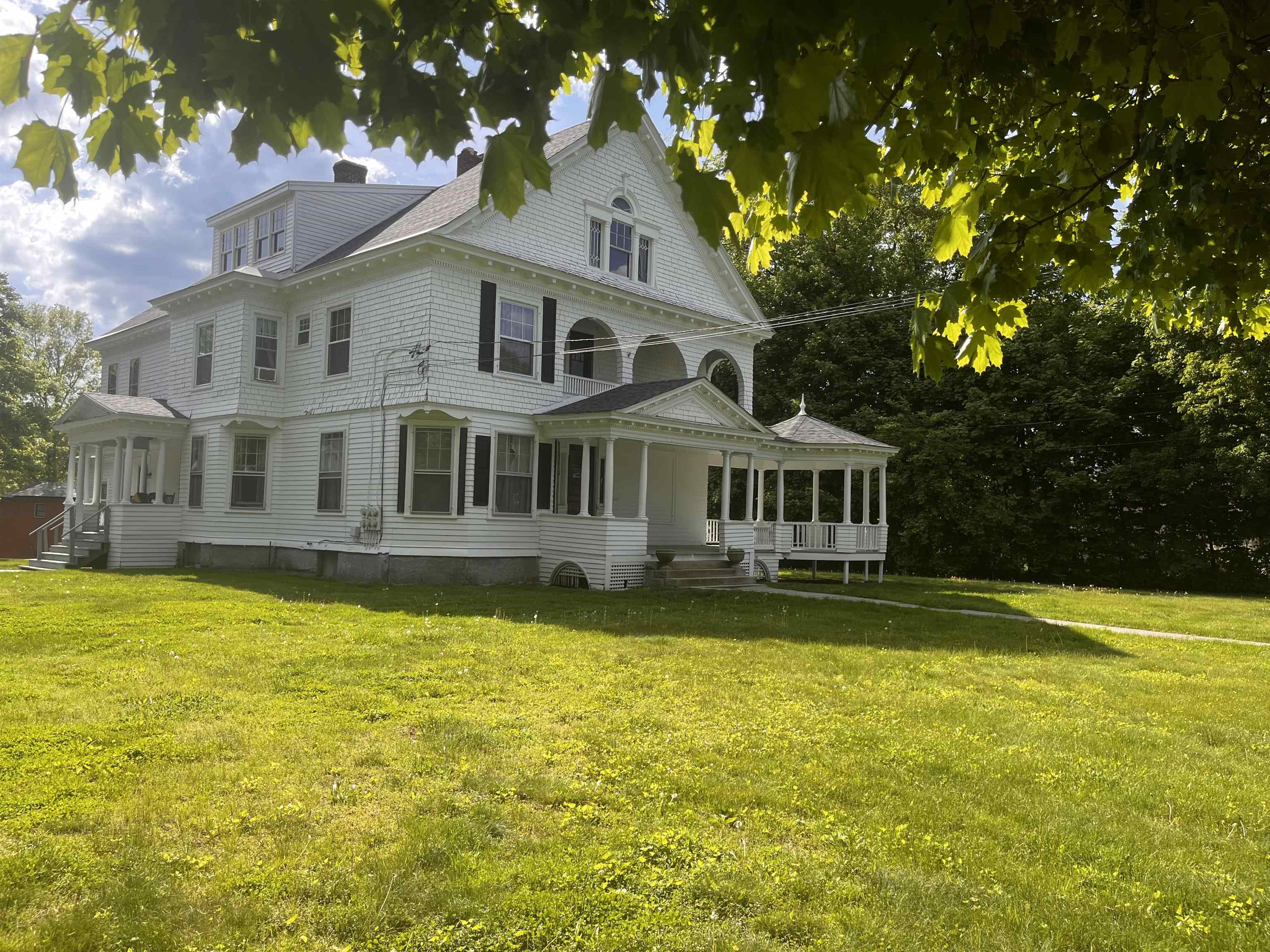 33 S Main Street Property Photo