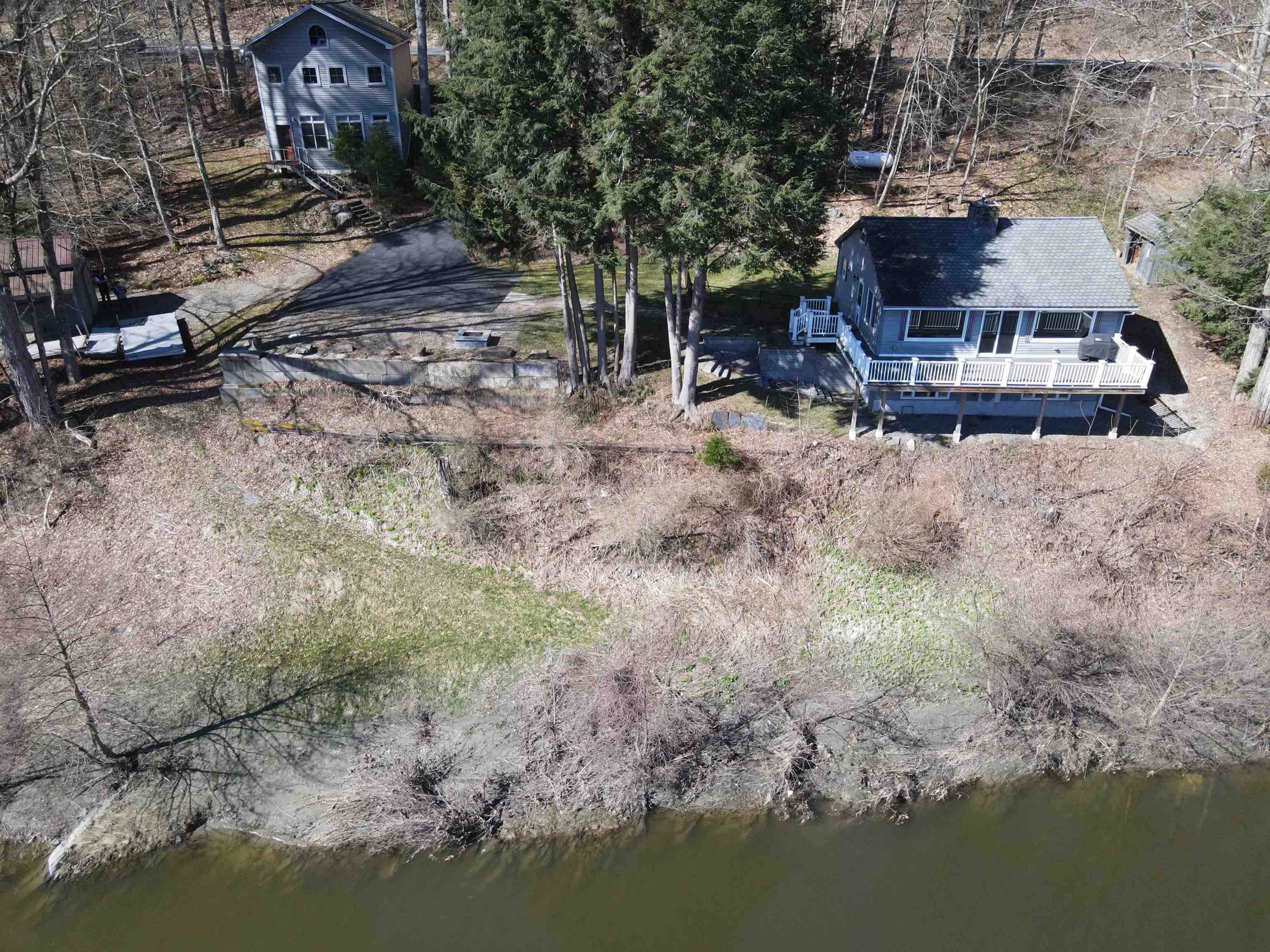 2225 Connecticut River Road Property Photo 4