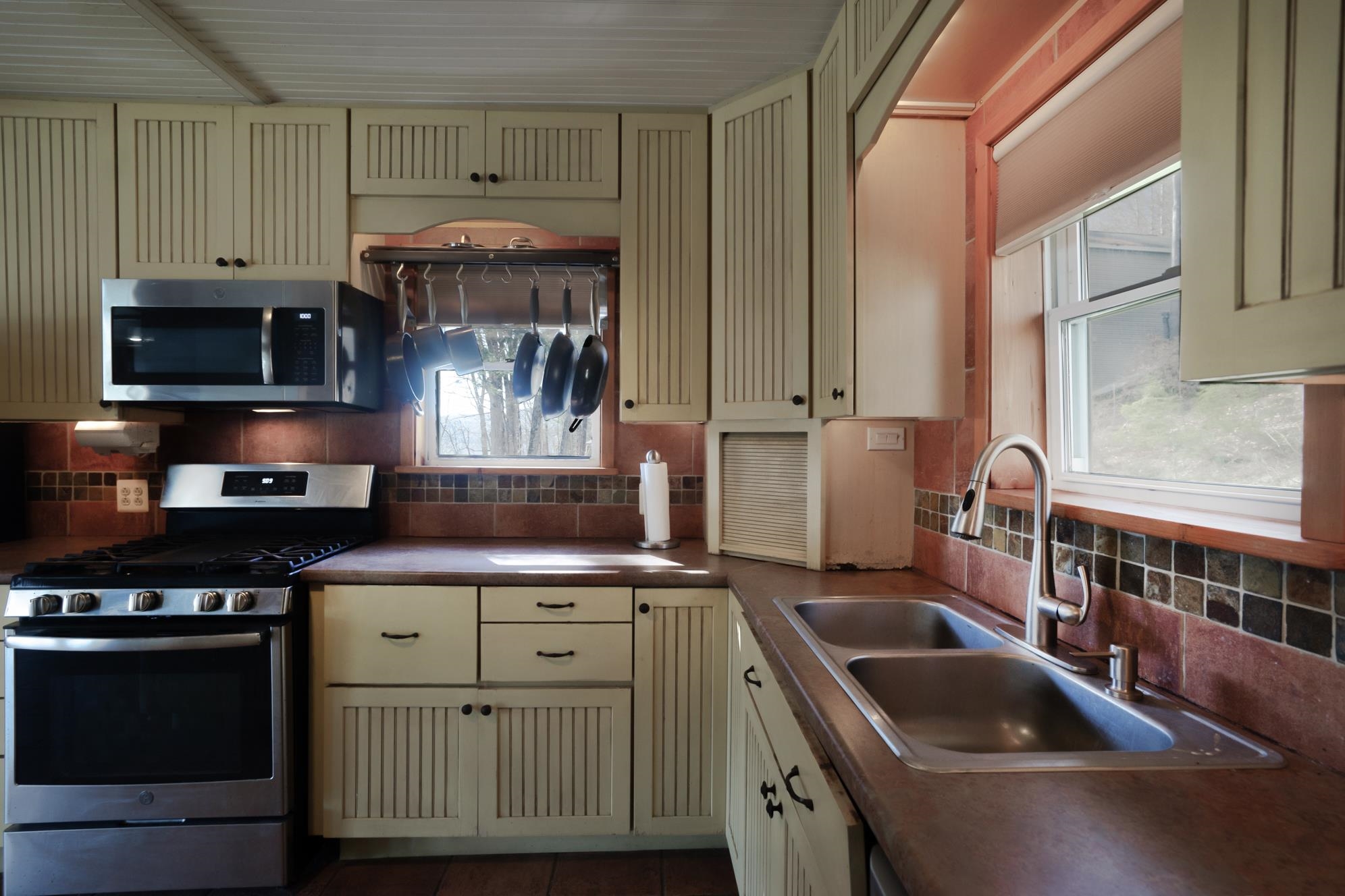 2225 Connecticut River Road Property Photo 8