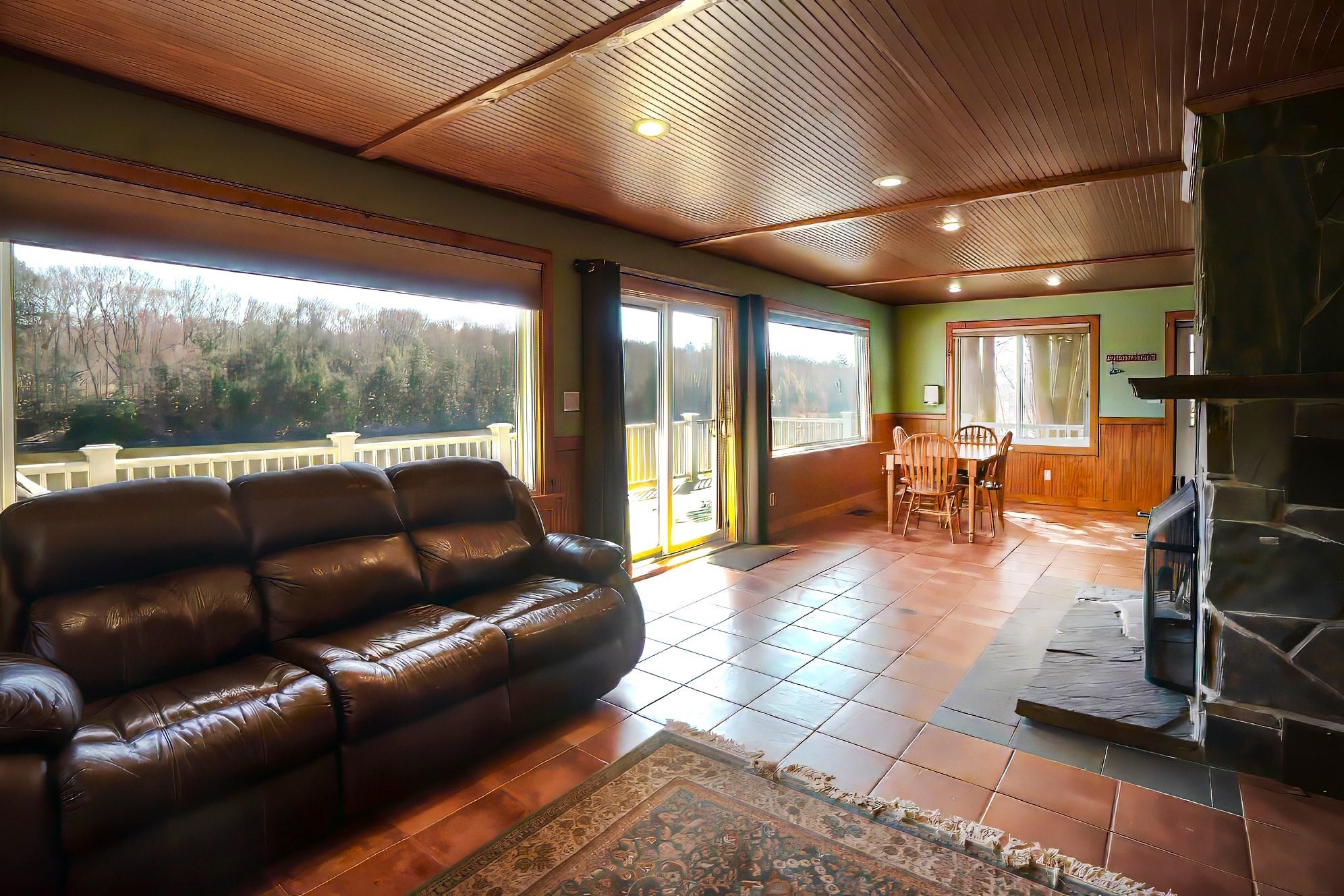 2225 Connecticut River Road Property Photo 9