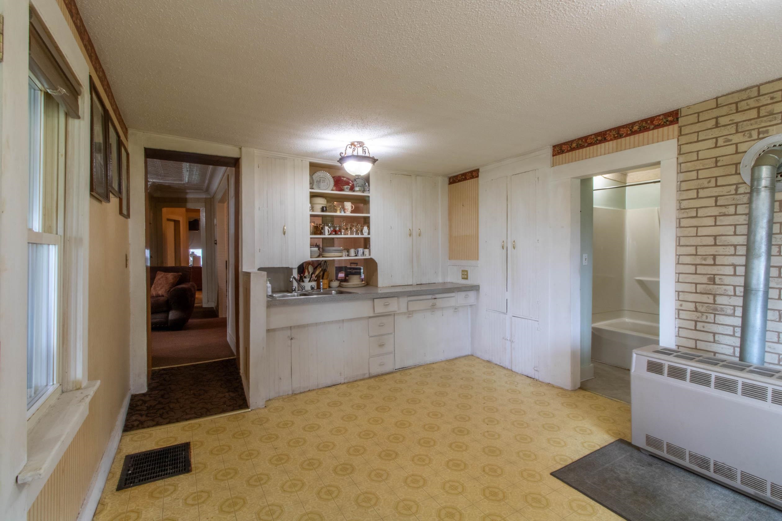 4722 Burke Hollow Road Property Photo 10