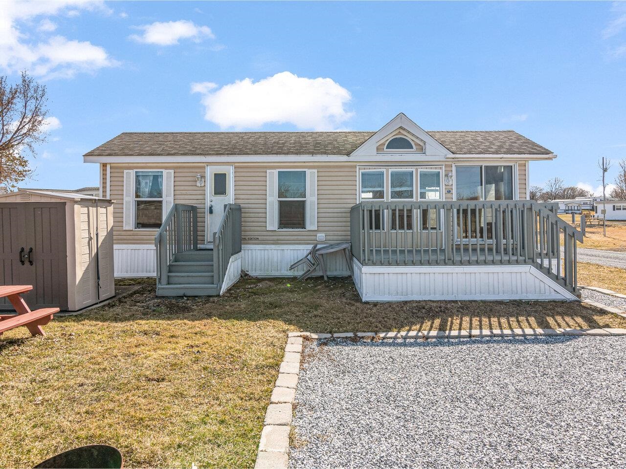 12 Salmon Lane Property Photo 1