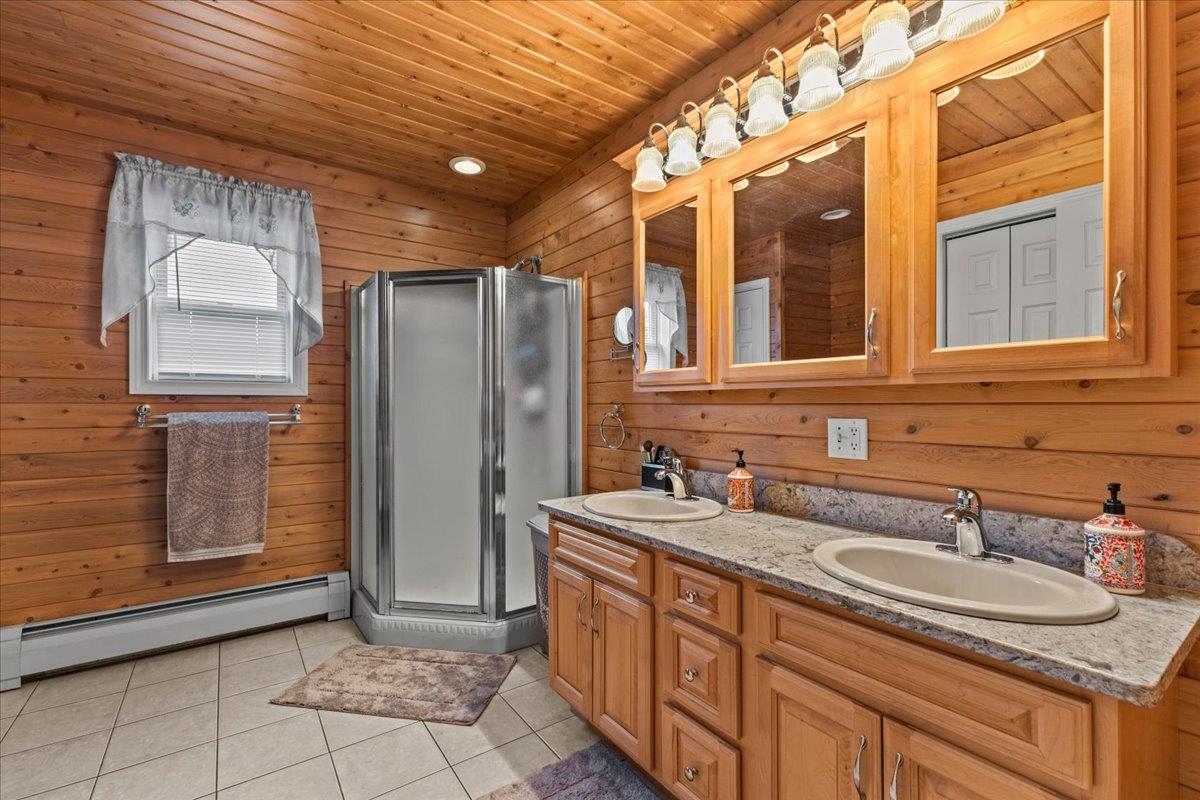 348 Maple Ridge Property Photo 14