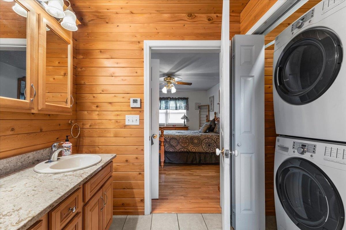 348 Maple Ridge Property Photo 15