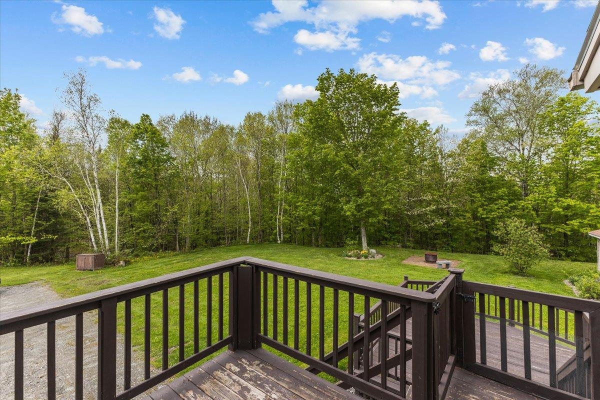 348 Maple Ridge Property Photo 26