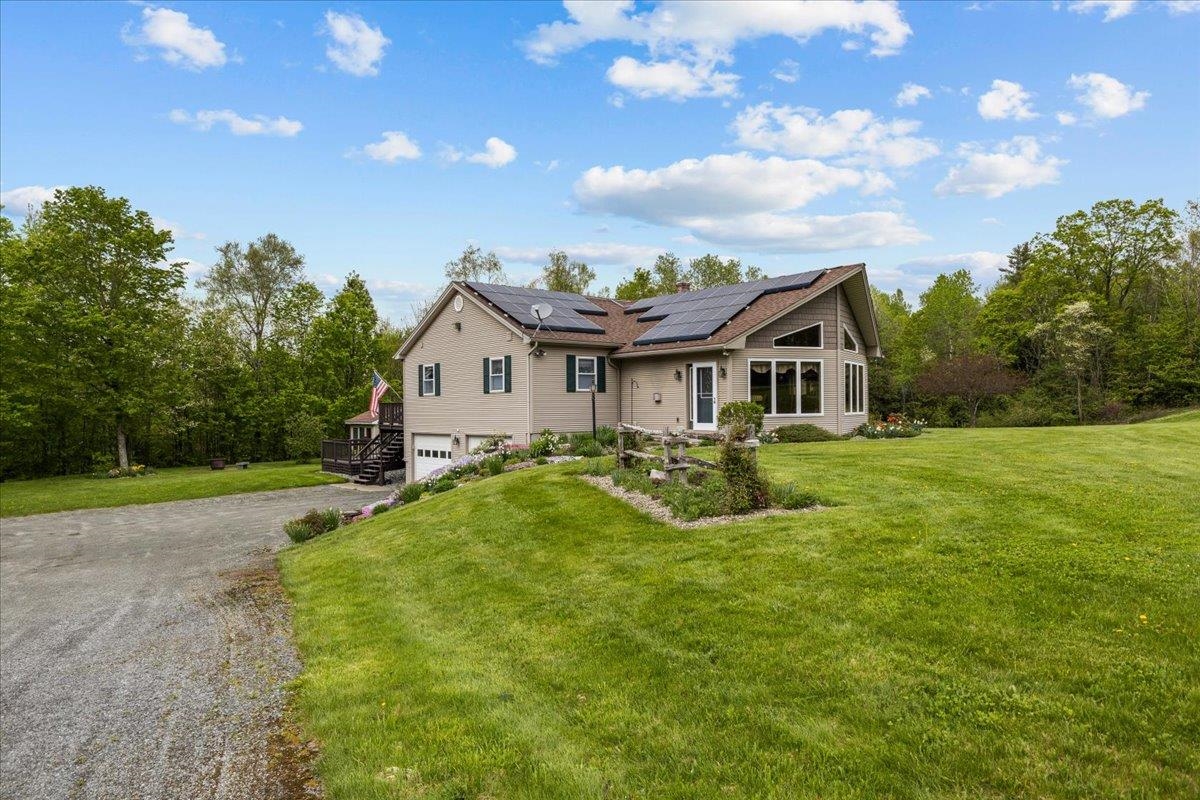 348 Maple Ridge Property Photo 27