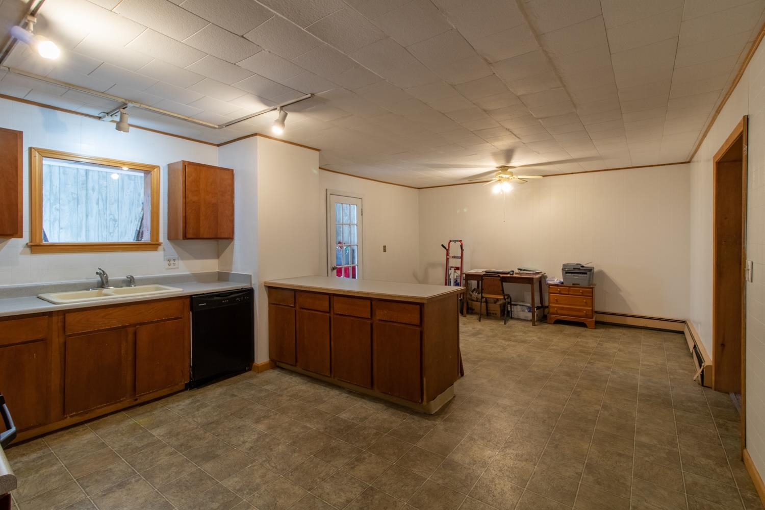 18 Cross Street Property Photo 22