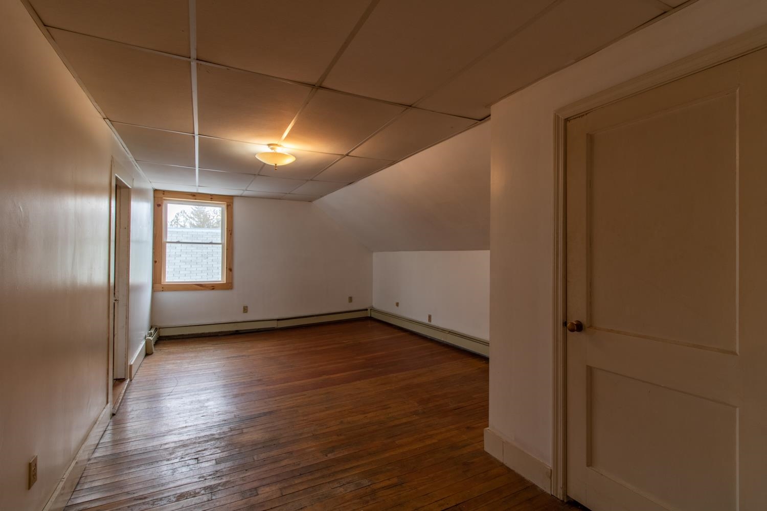 18 Cross Street Property Photo 31