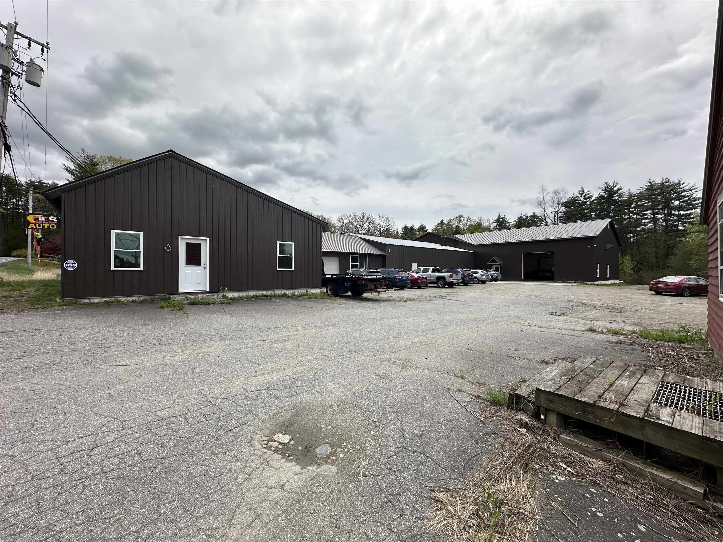 2908 Fort Bridgeman Road Property Photo