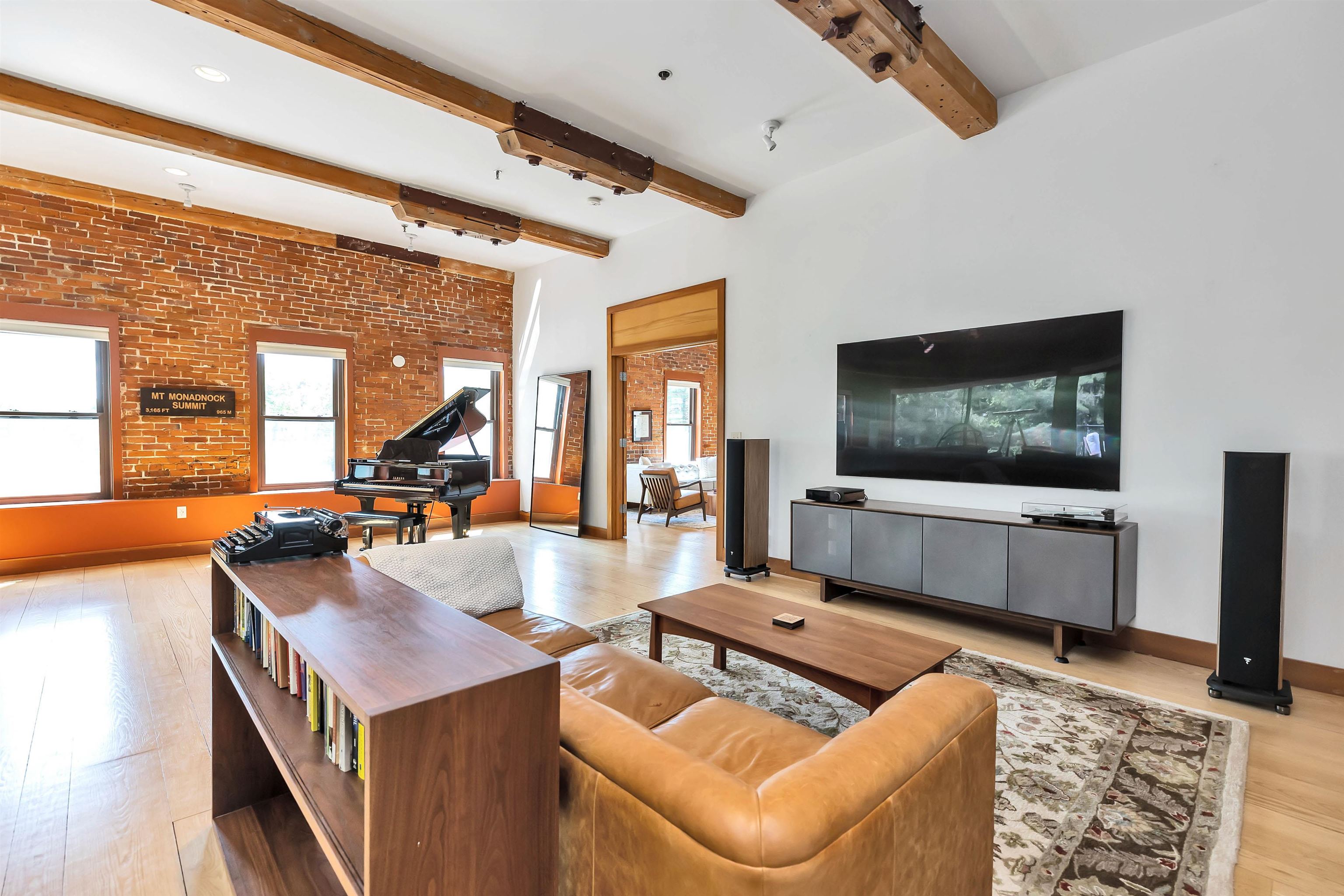 50 Jaffrey Road Property Photo 3