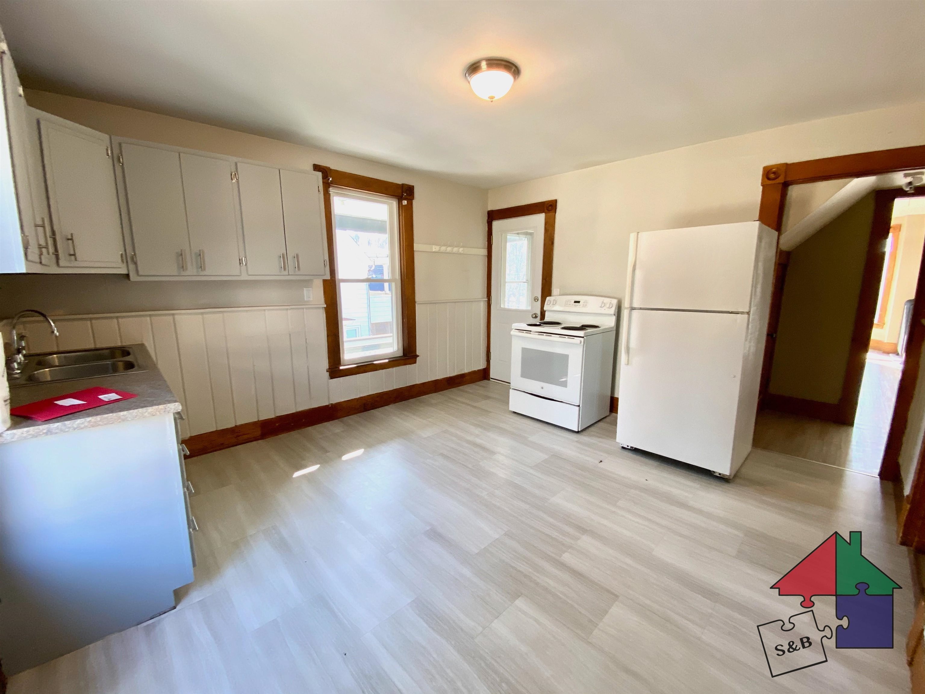 30 Eastern Avenue Property Photo 10