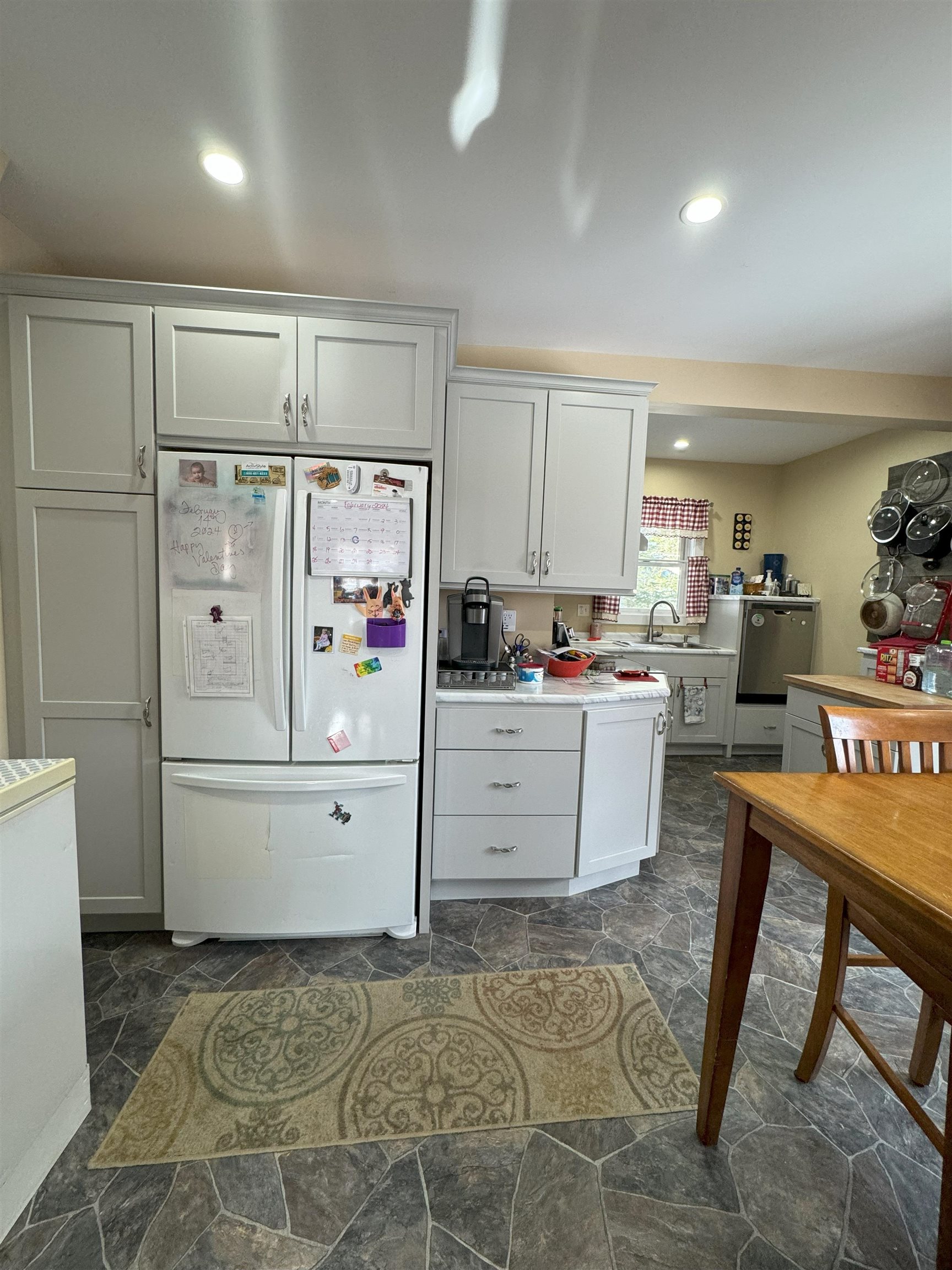 178 Grove Street Property Photo 7