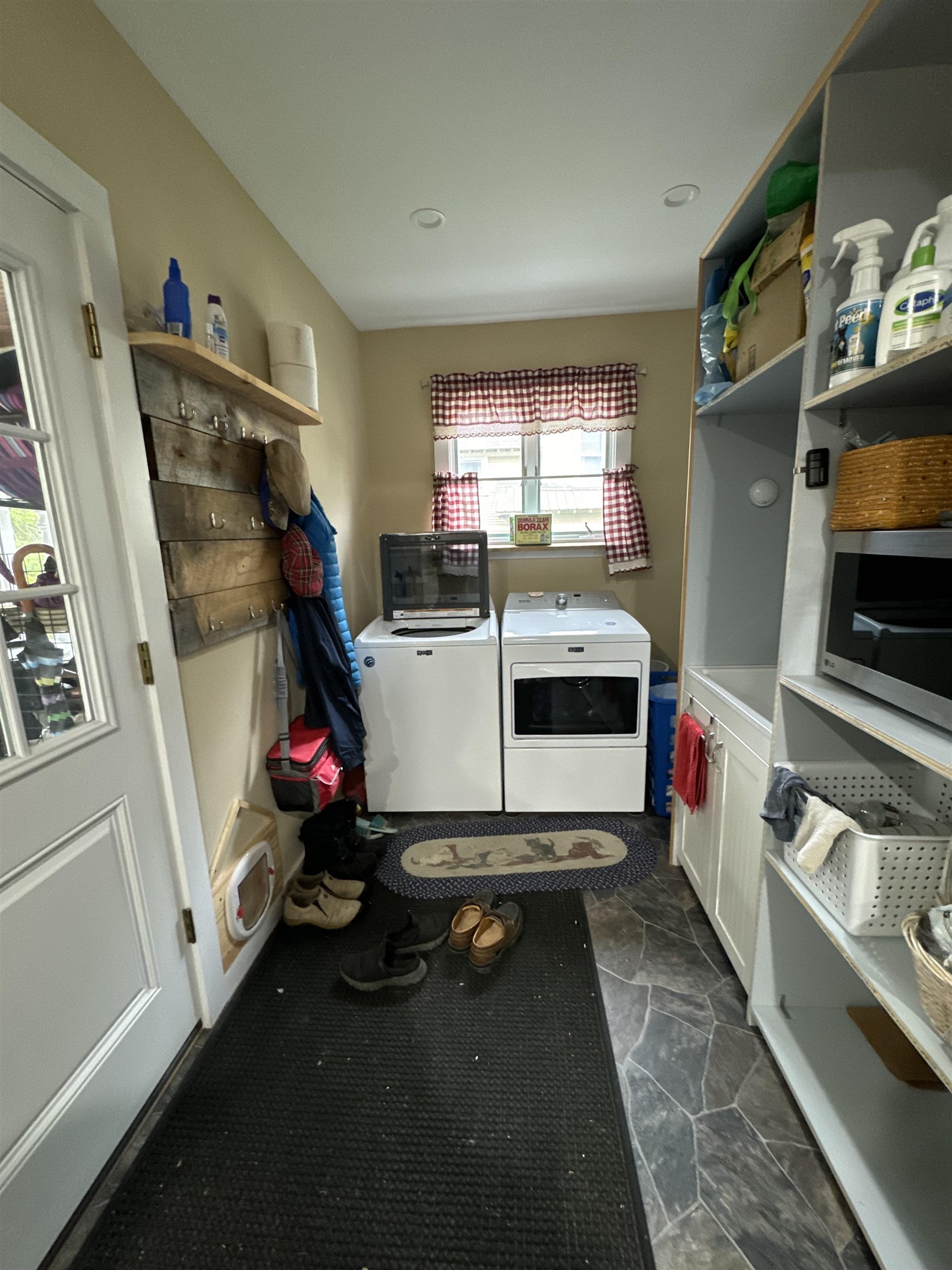 178 Grove Street Property Photo 14
