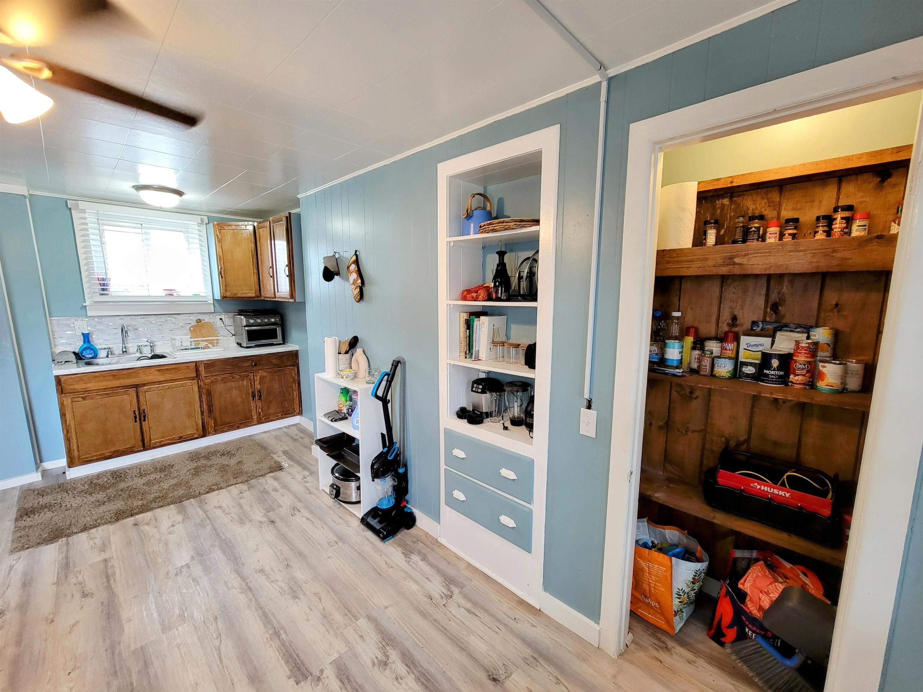 33 Summer Street Property Photo 25