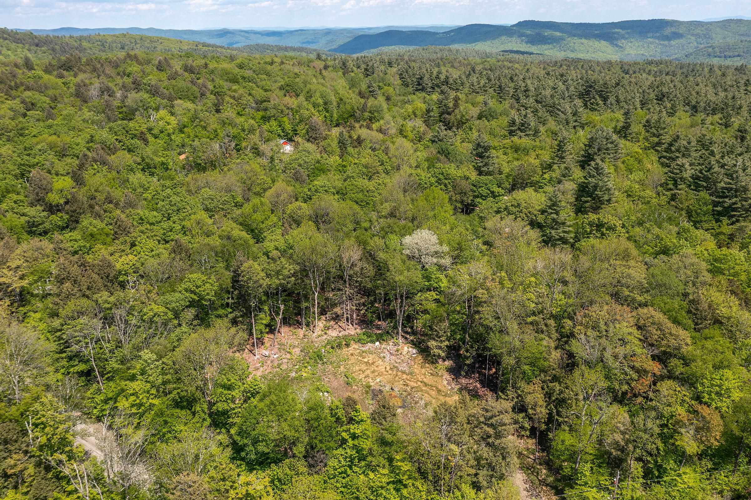 585 Sawmill Road Property Photo 9