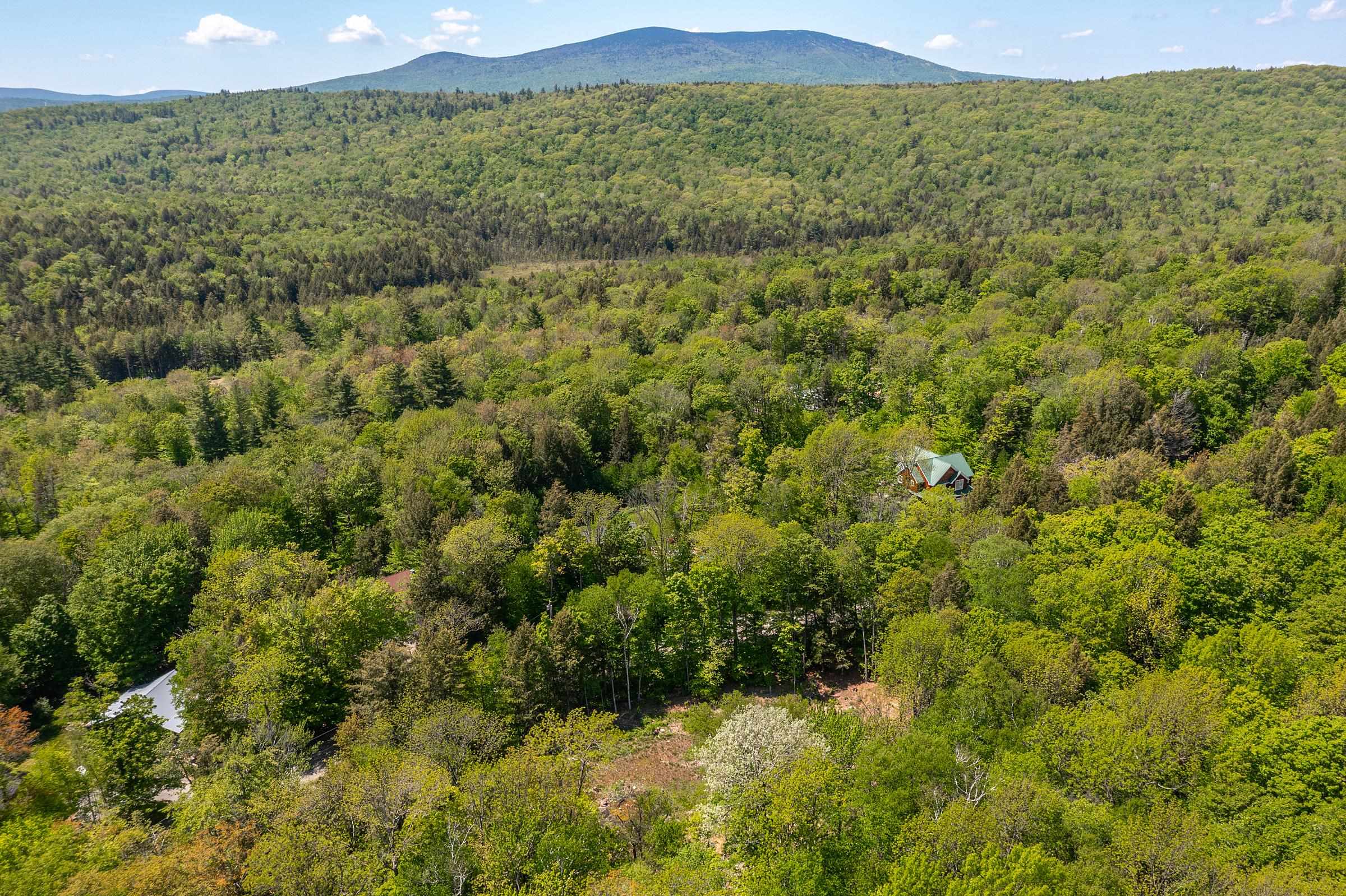 585 Sawmill Road Property Photo 10