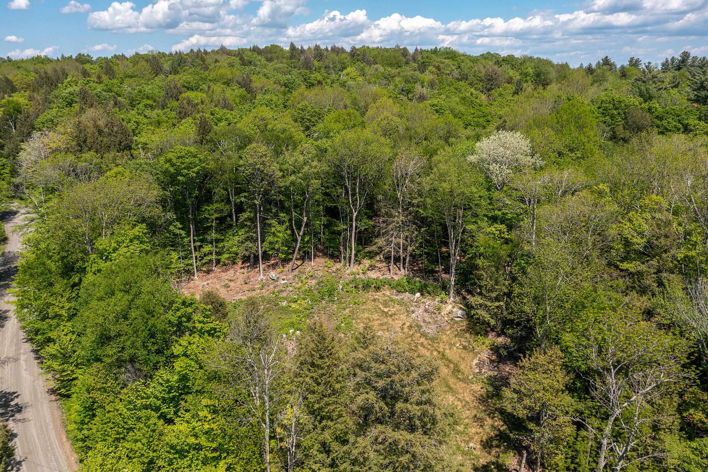 585 Sawmill Road Property Photo 11