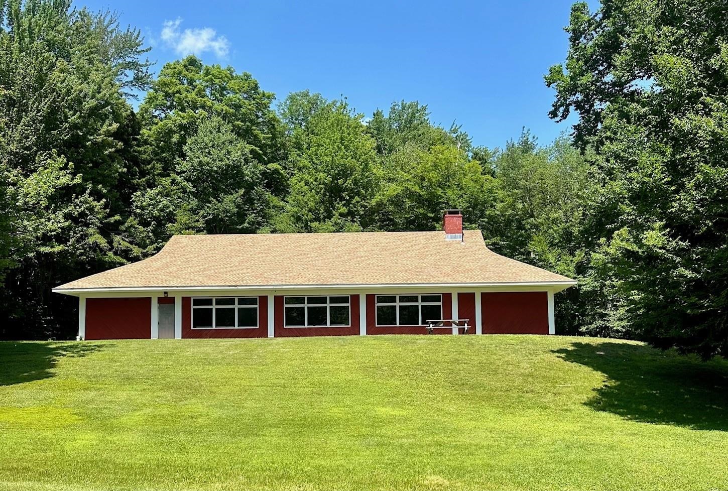 585 Sawmill Road Property Photo 13