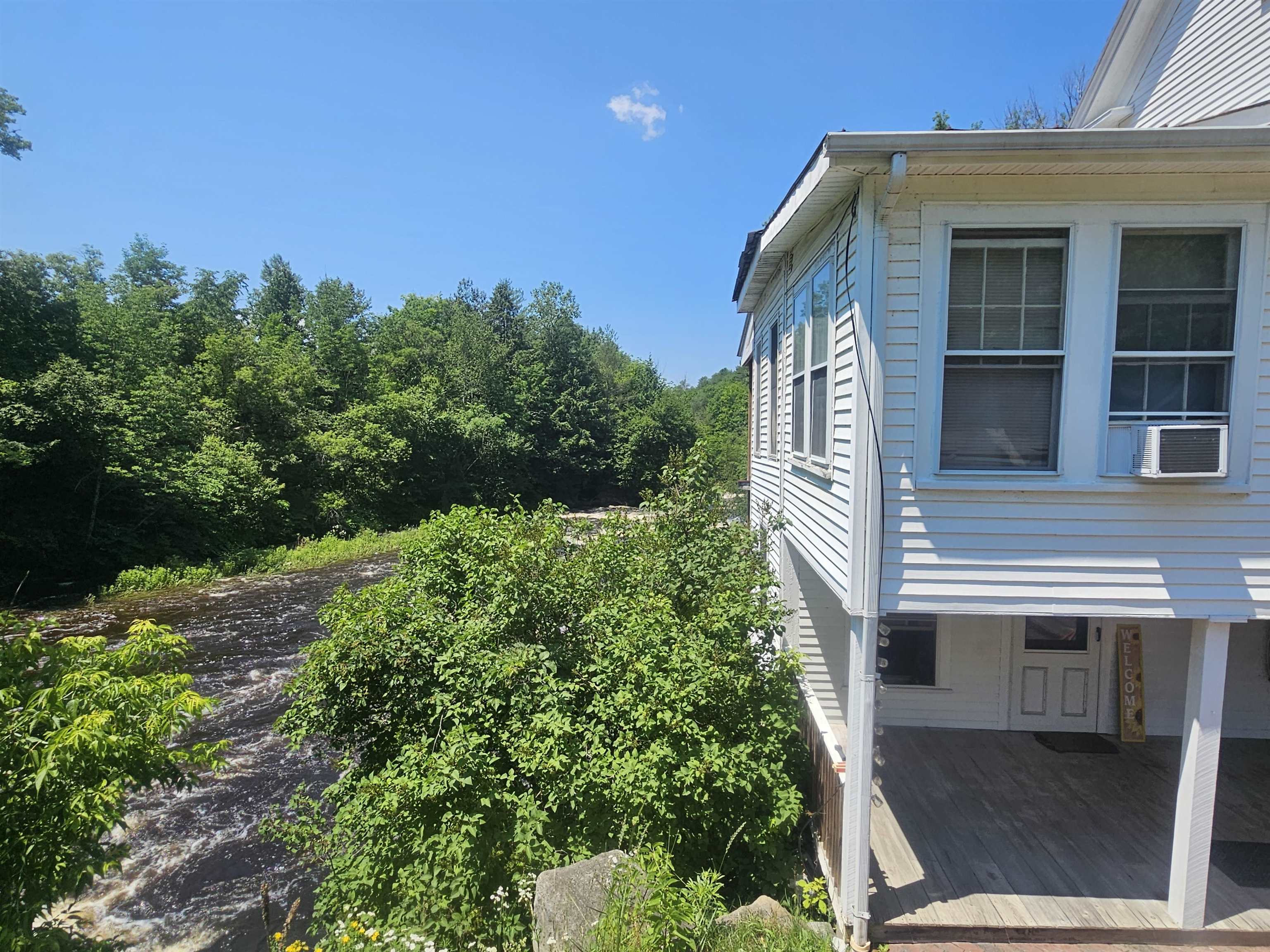 81 Assisqua Avenue Property Photo 5