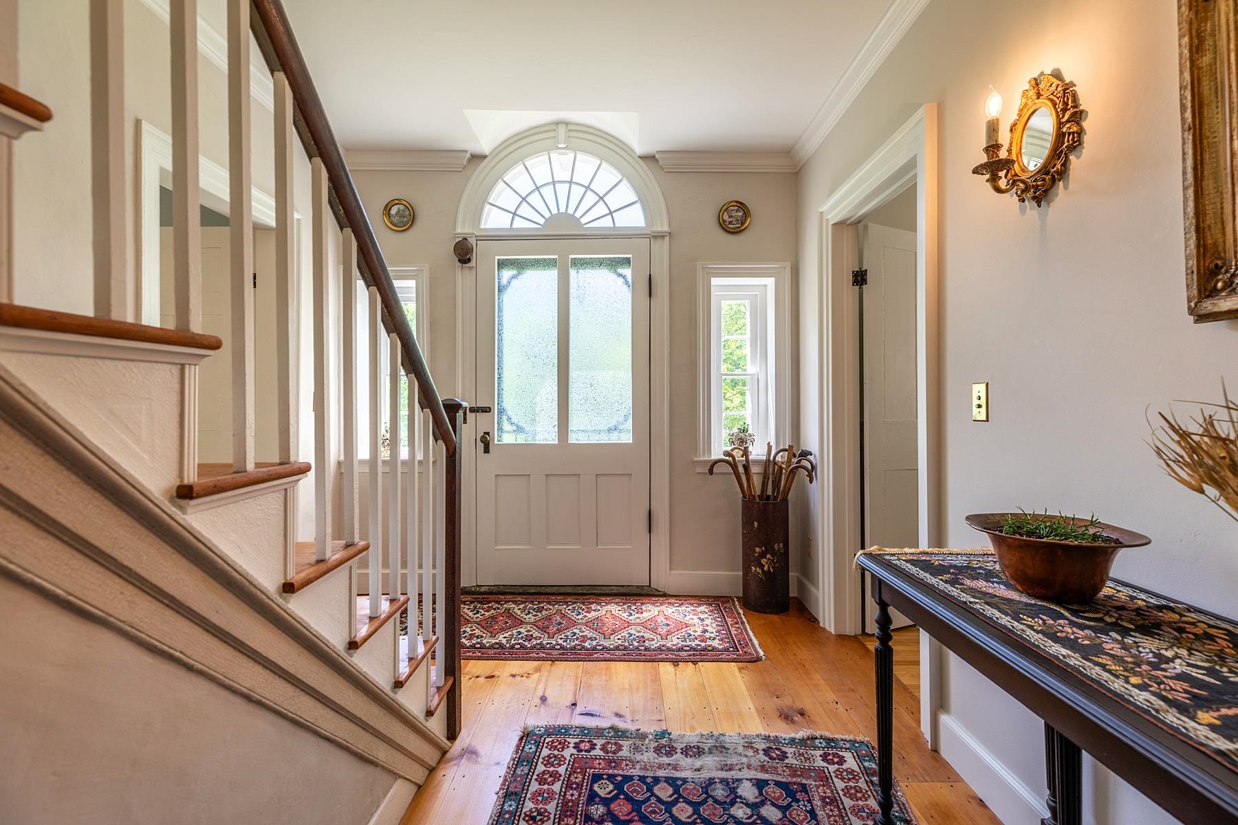 61 Academy Circle Property Photo 2