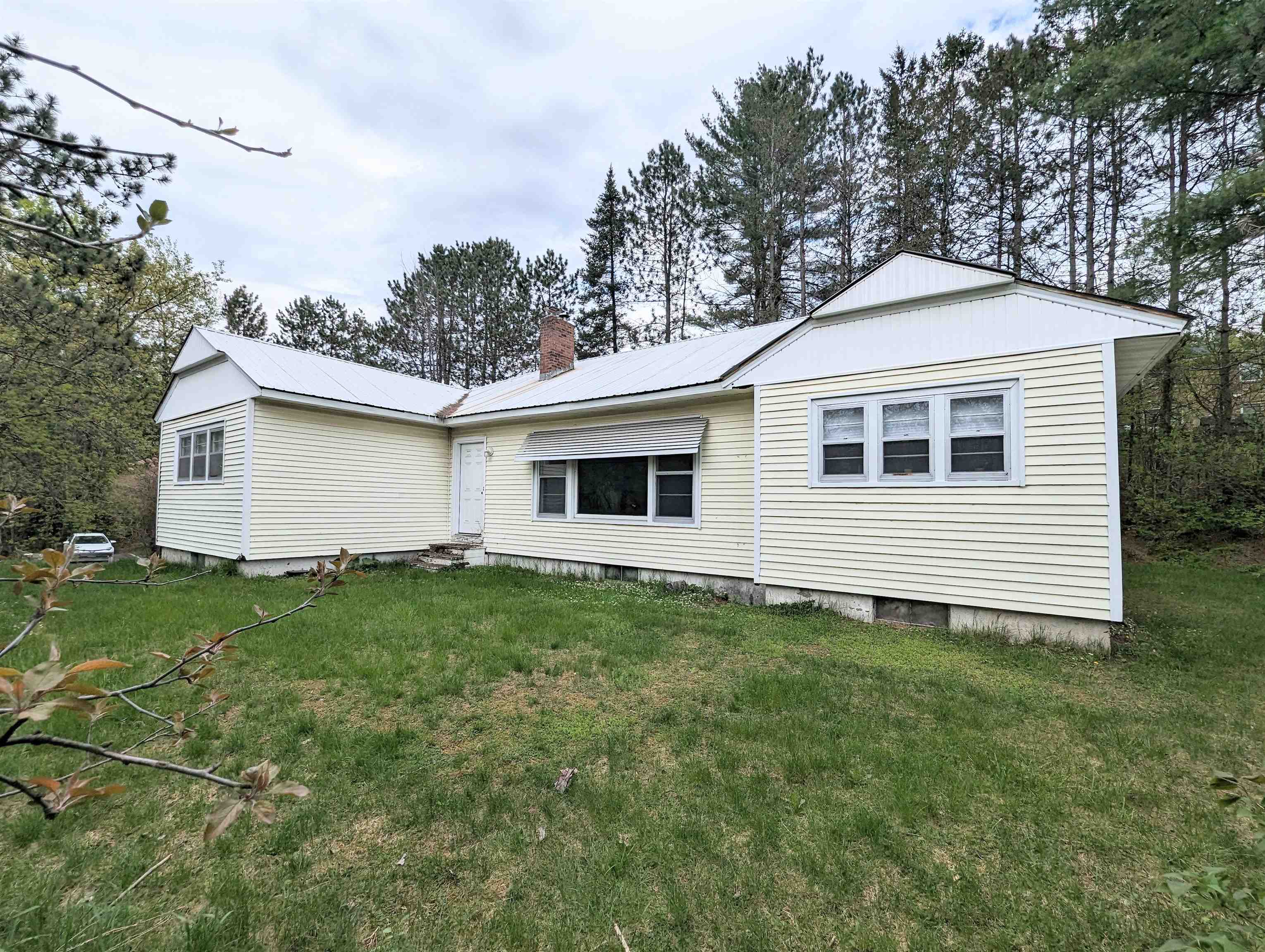 1006 Memorial Drive Property Photo