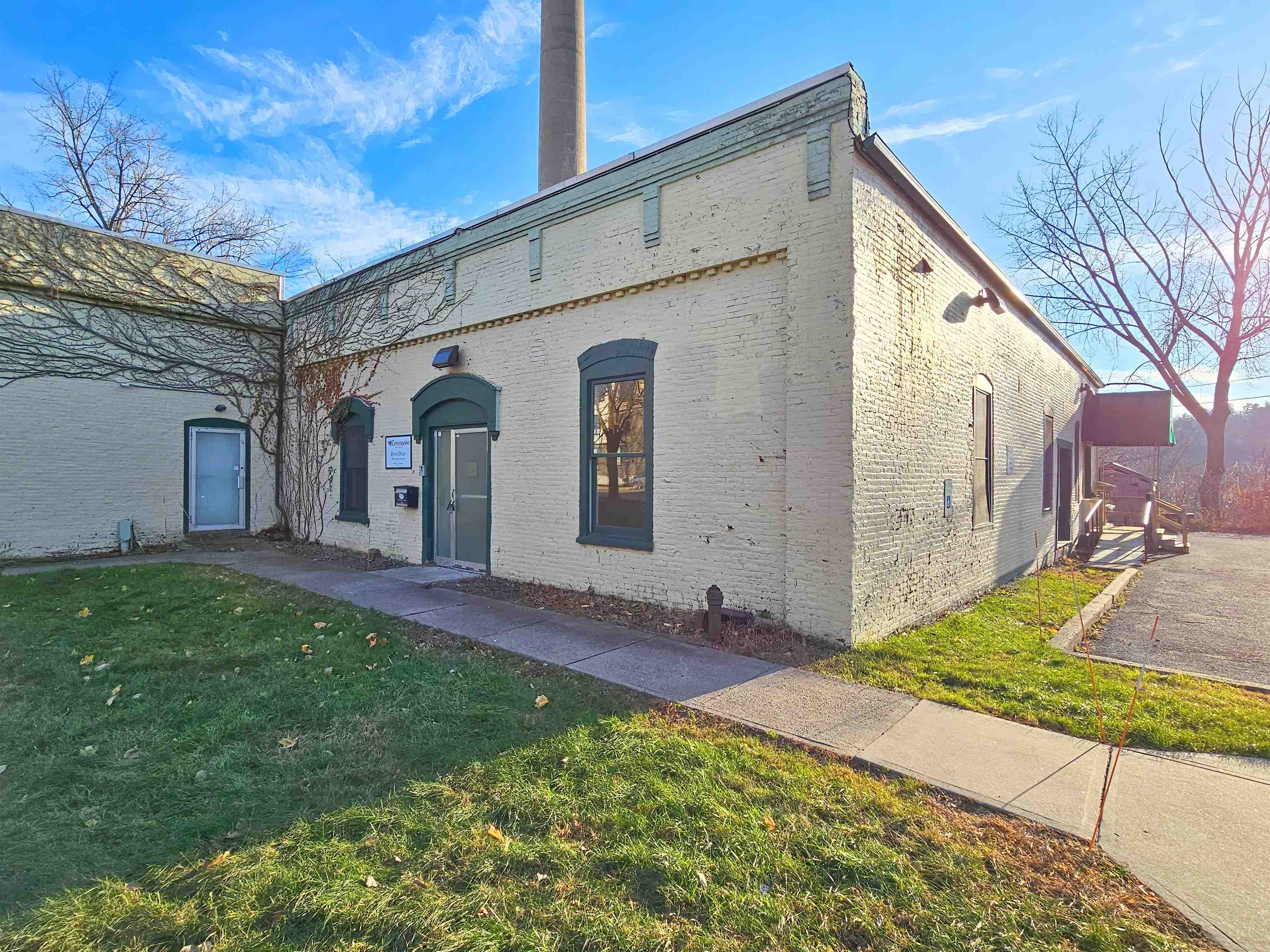 94 West Canal Street Property Photo