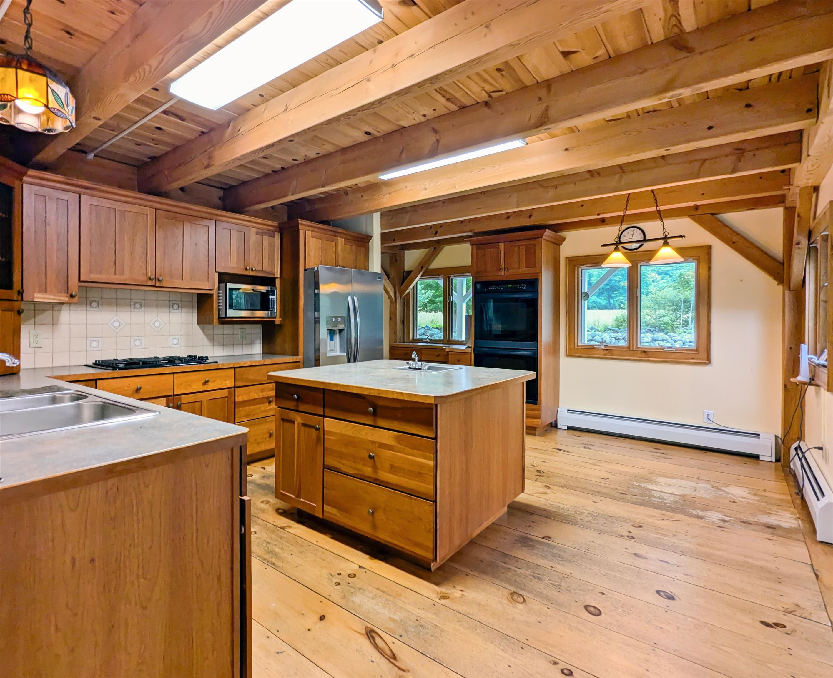 793 Grassy Brook Road Property Photo 11