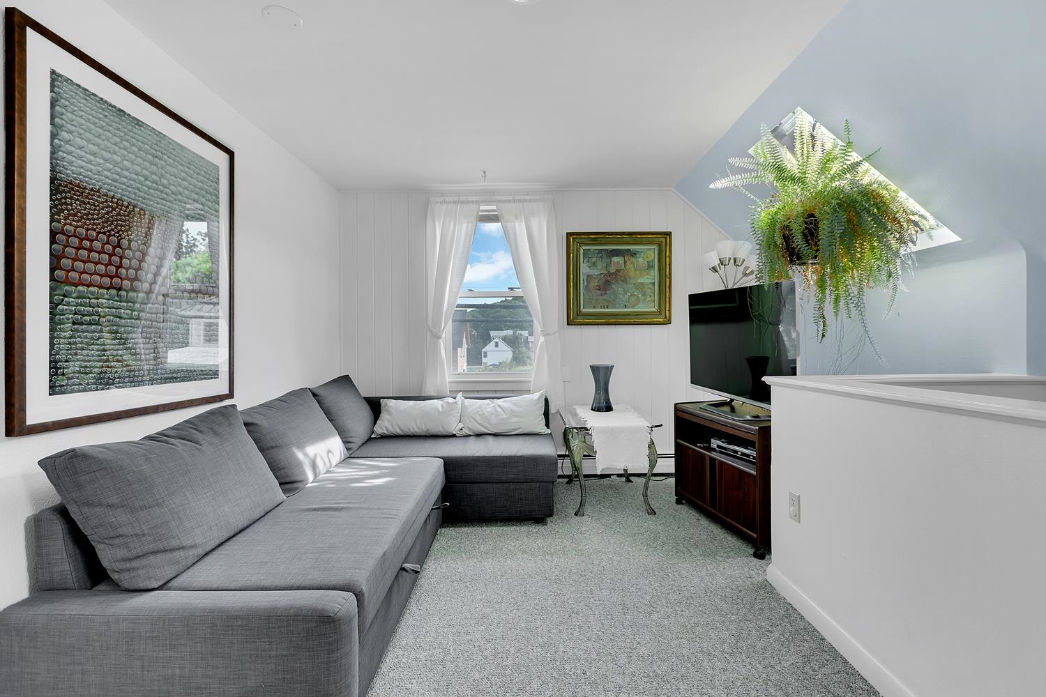 31 Pleasant Street Property Photo 5