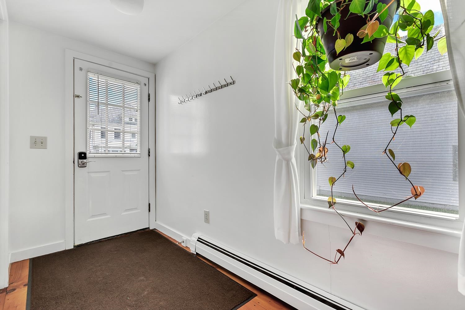 31 Pleasant Street Property Photo 12