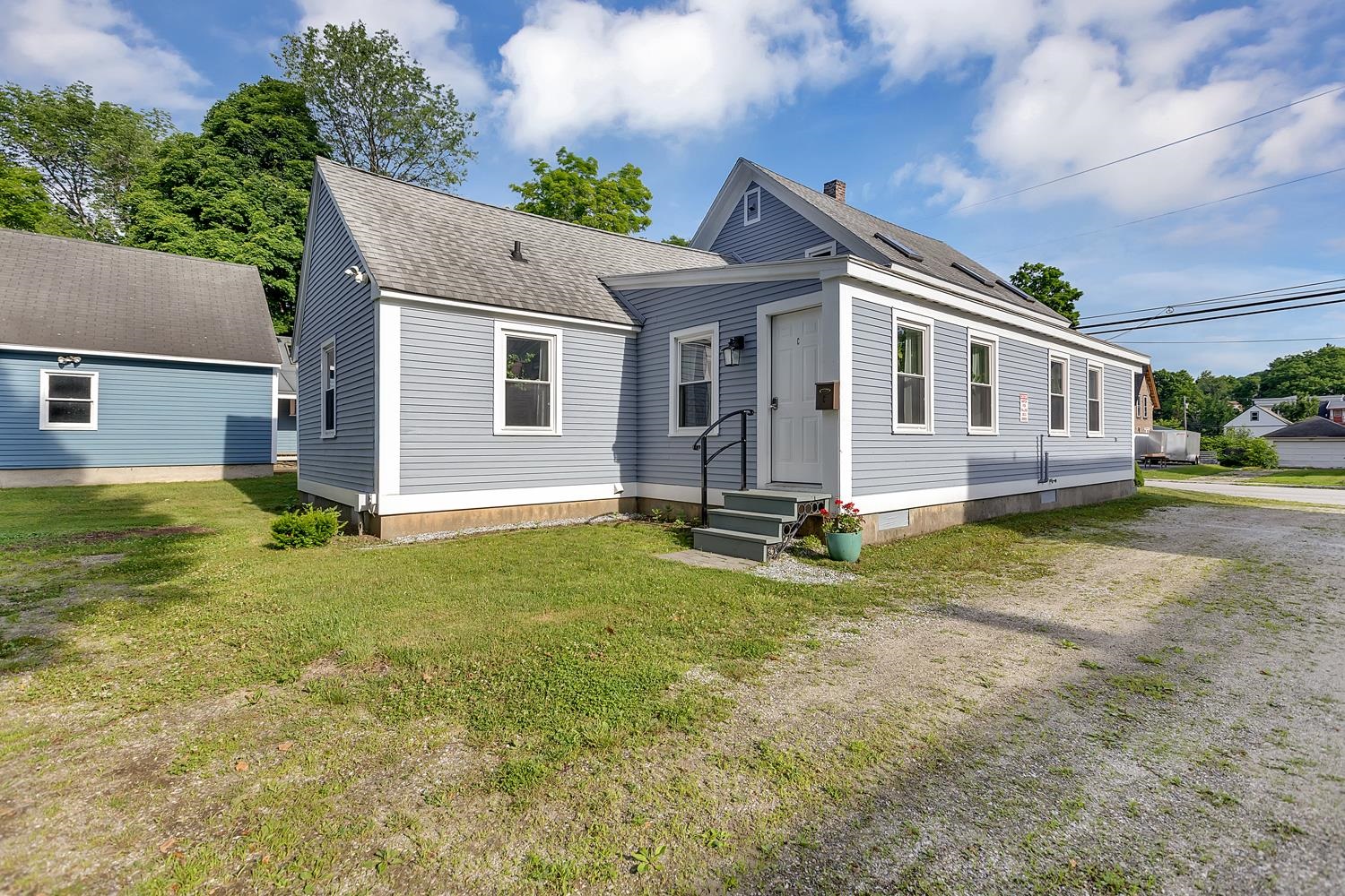 31 Pleasant Street Property Photo 22