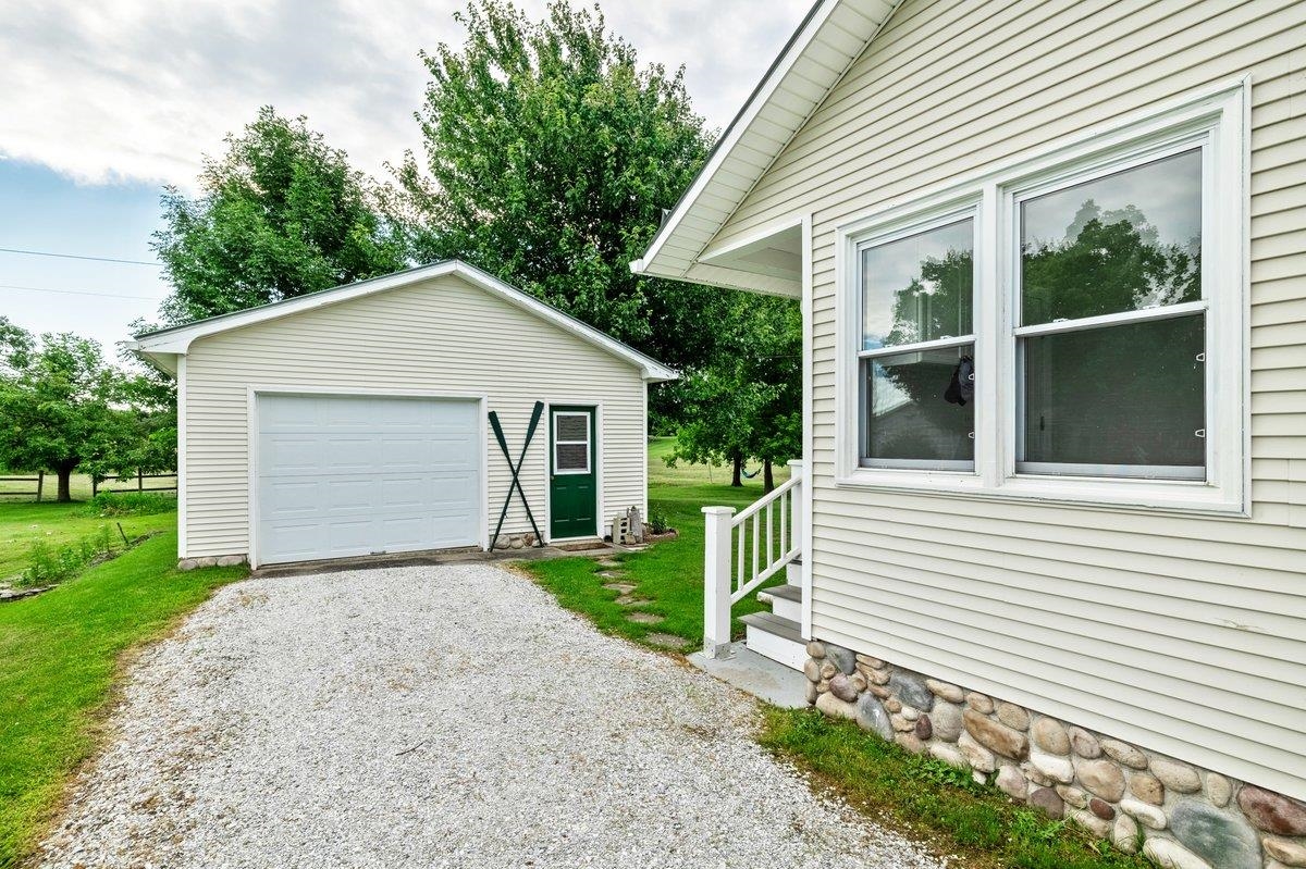 2603 West Shore Road Property Photo 8