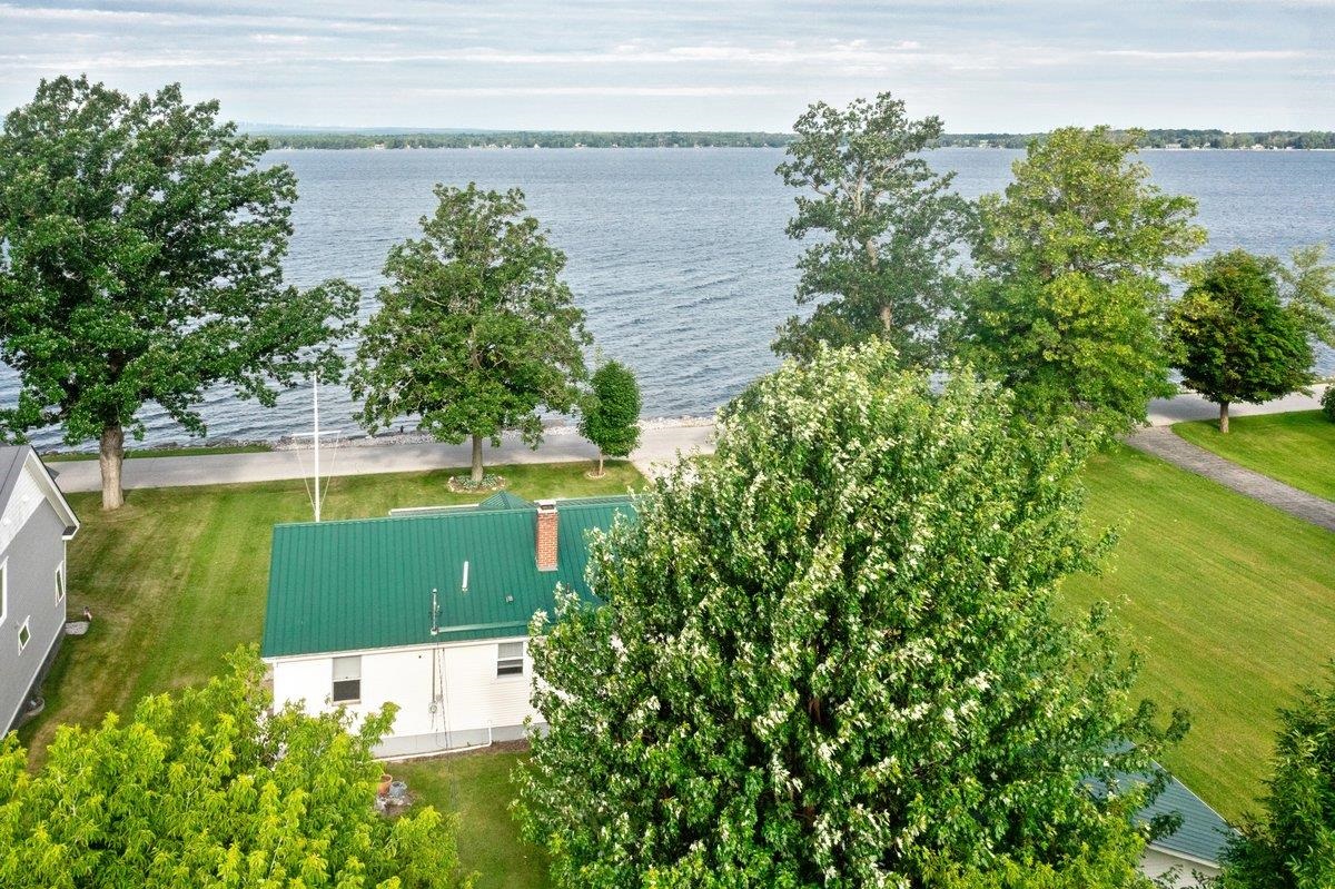 2603 West Shore Road Property Photo 12
