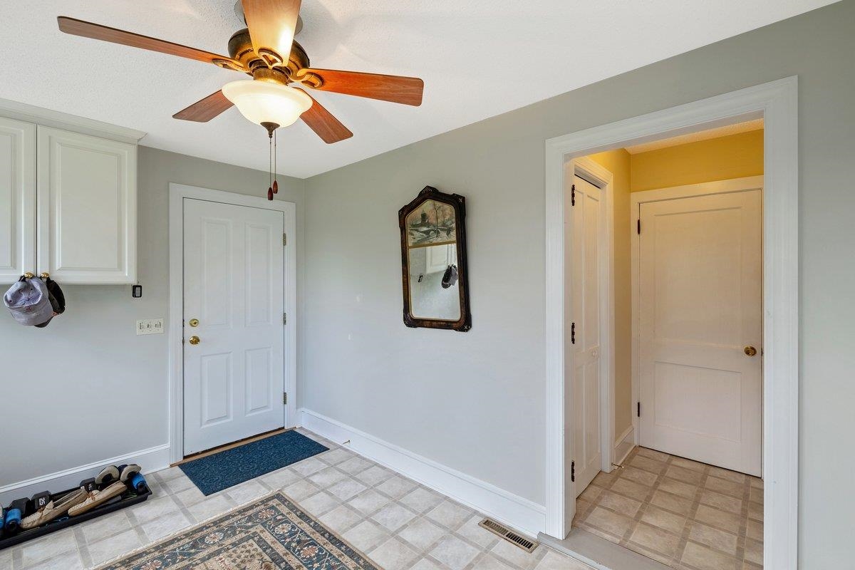 2603 West Shore Road Property Photo 13