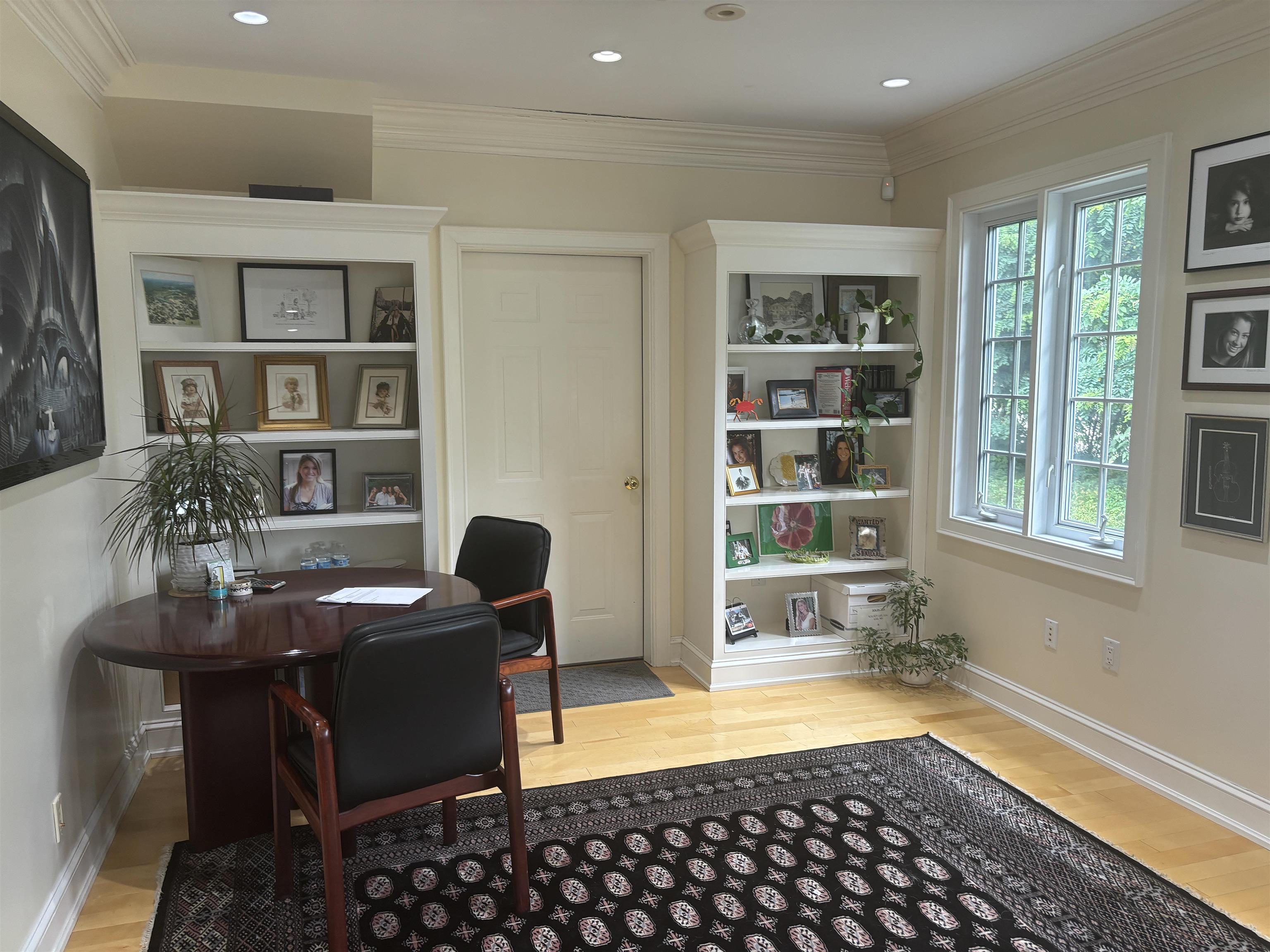 7 Emery Lane Property Photo