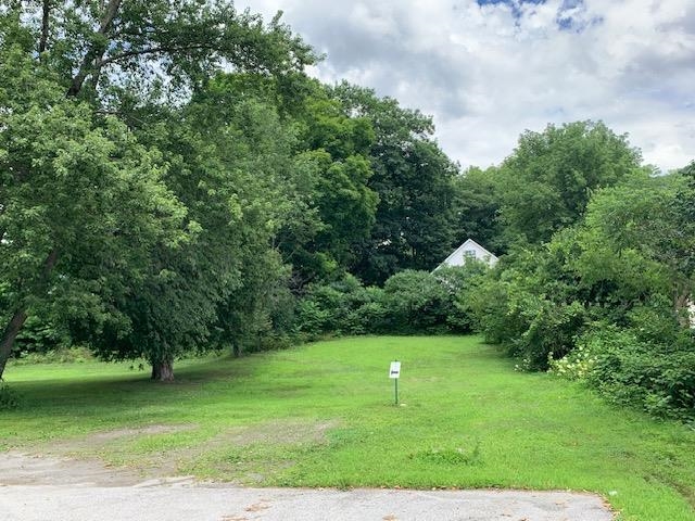 71 South Windsor Street Property Photo 6
