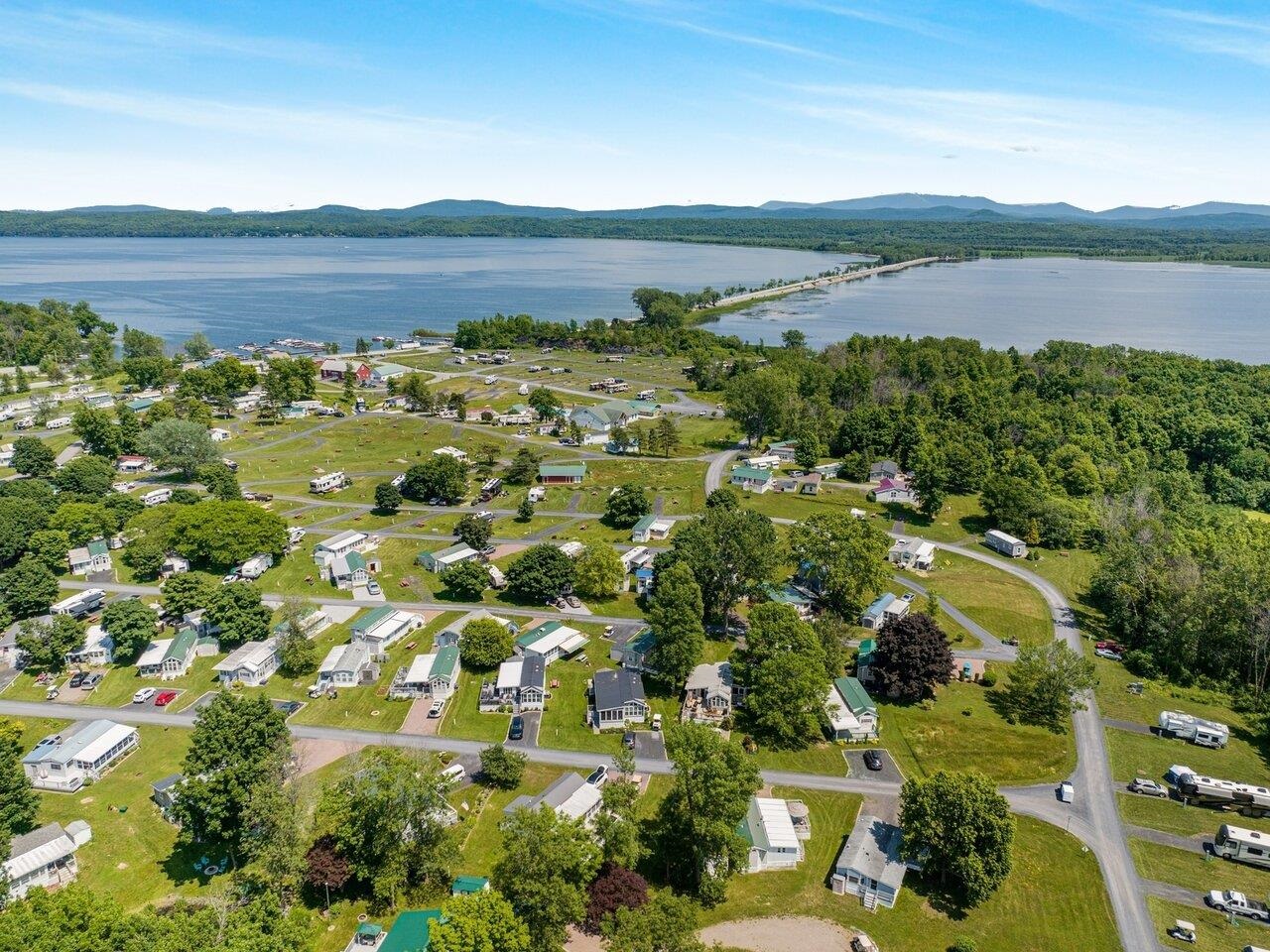 14 Perch Circle Property Photo 15
