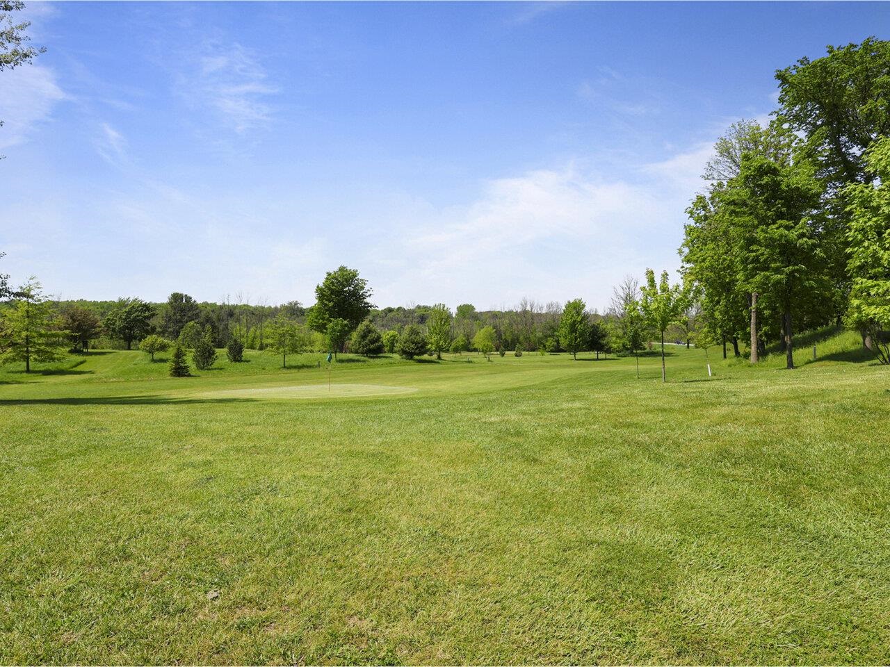 14 Perch Circle Property Photo 28