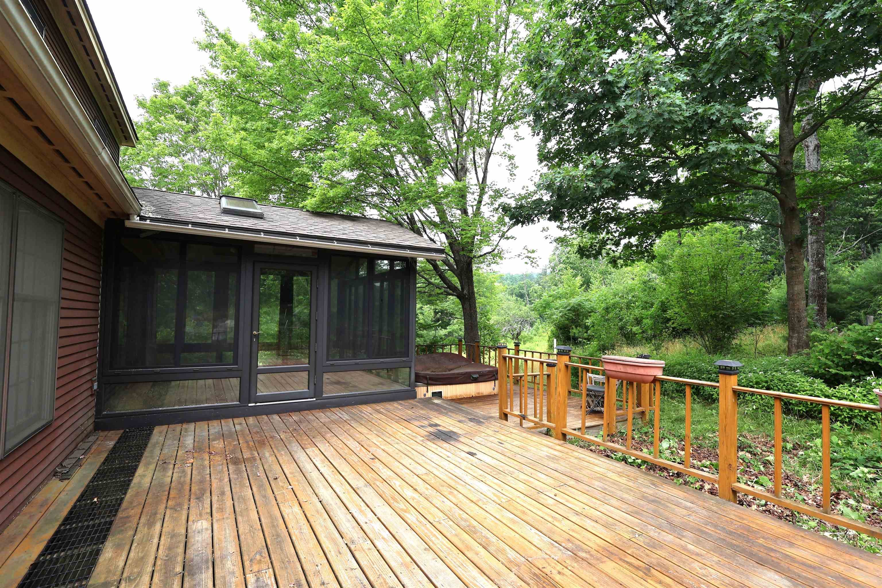 527 Neal Road Property Photo 9
