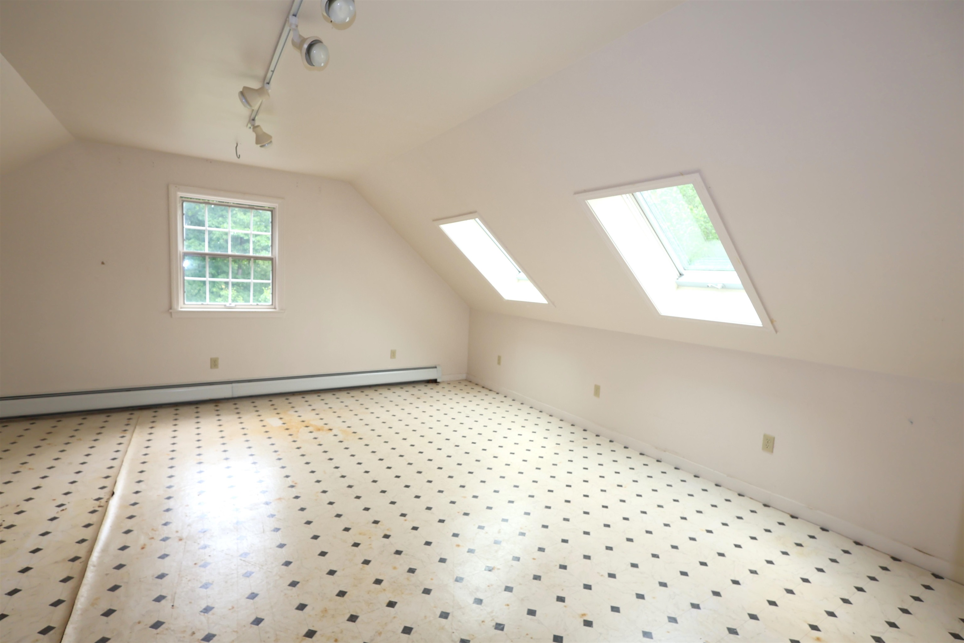 527 Neal Road Property Photo 40