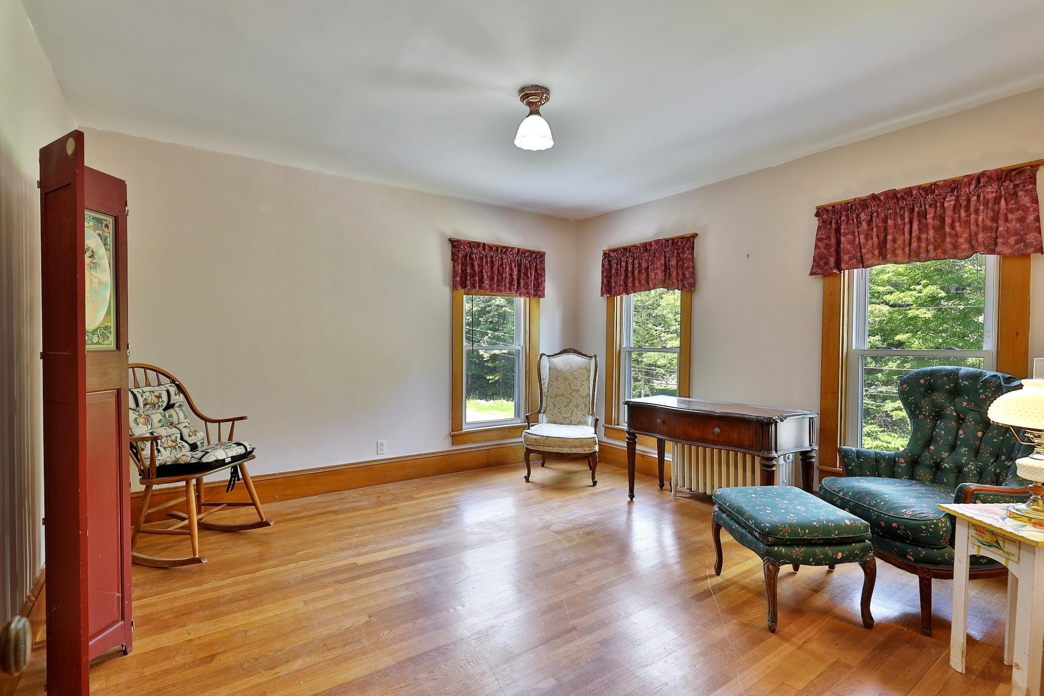 20 Plumley Avenue Property Photo 26