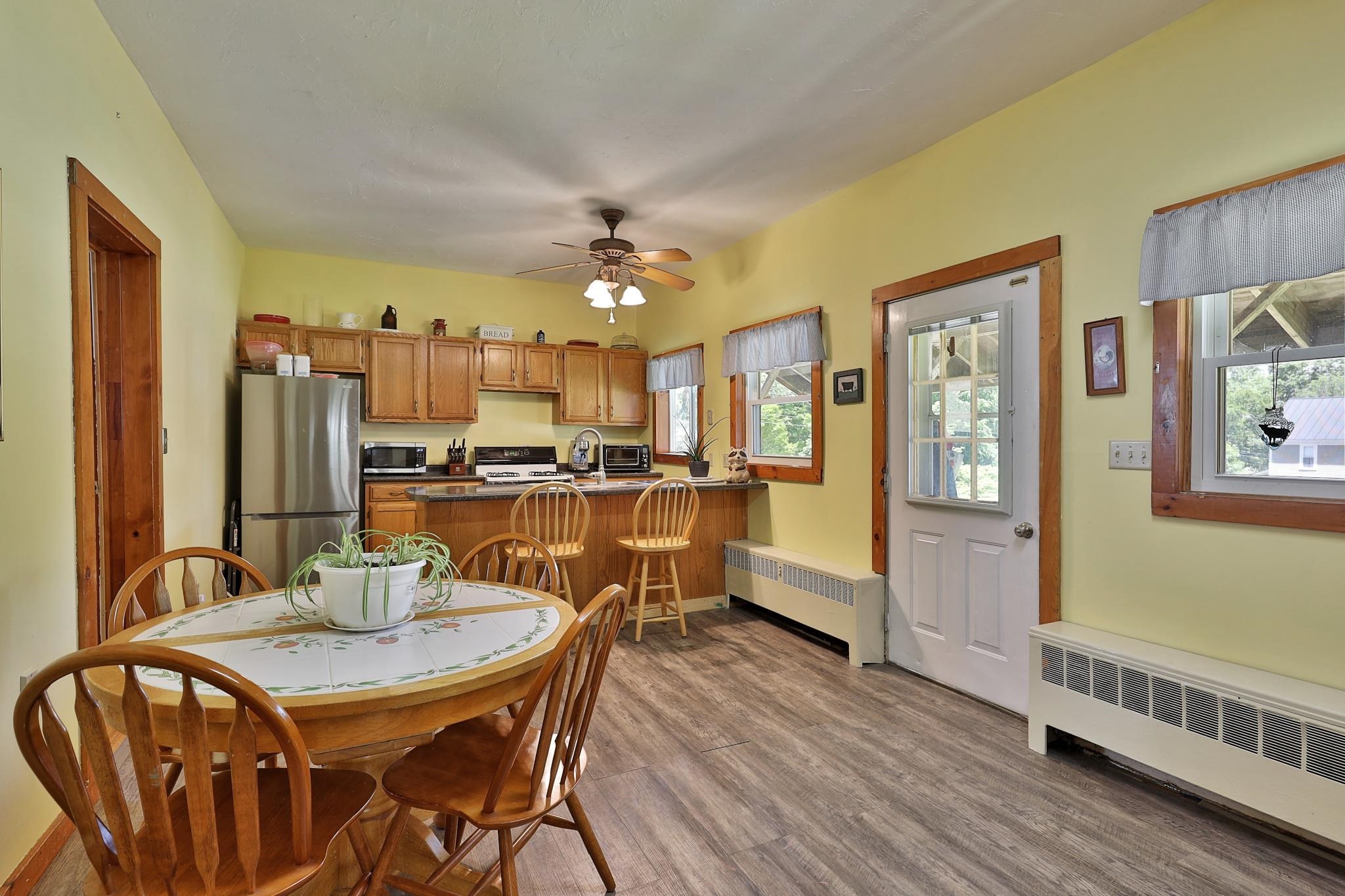 20 Plumley Avenue Property Photo 33