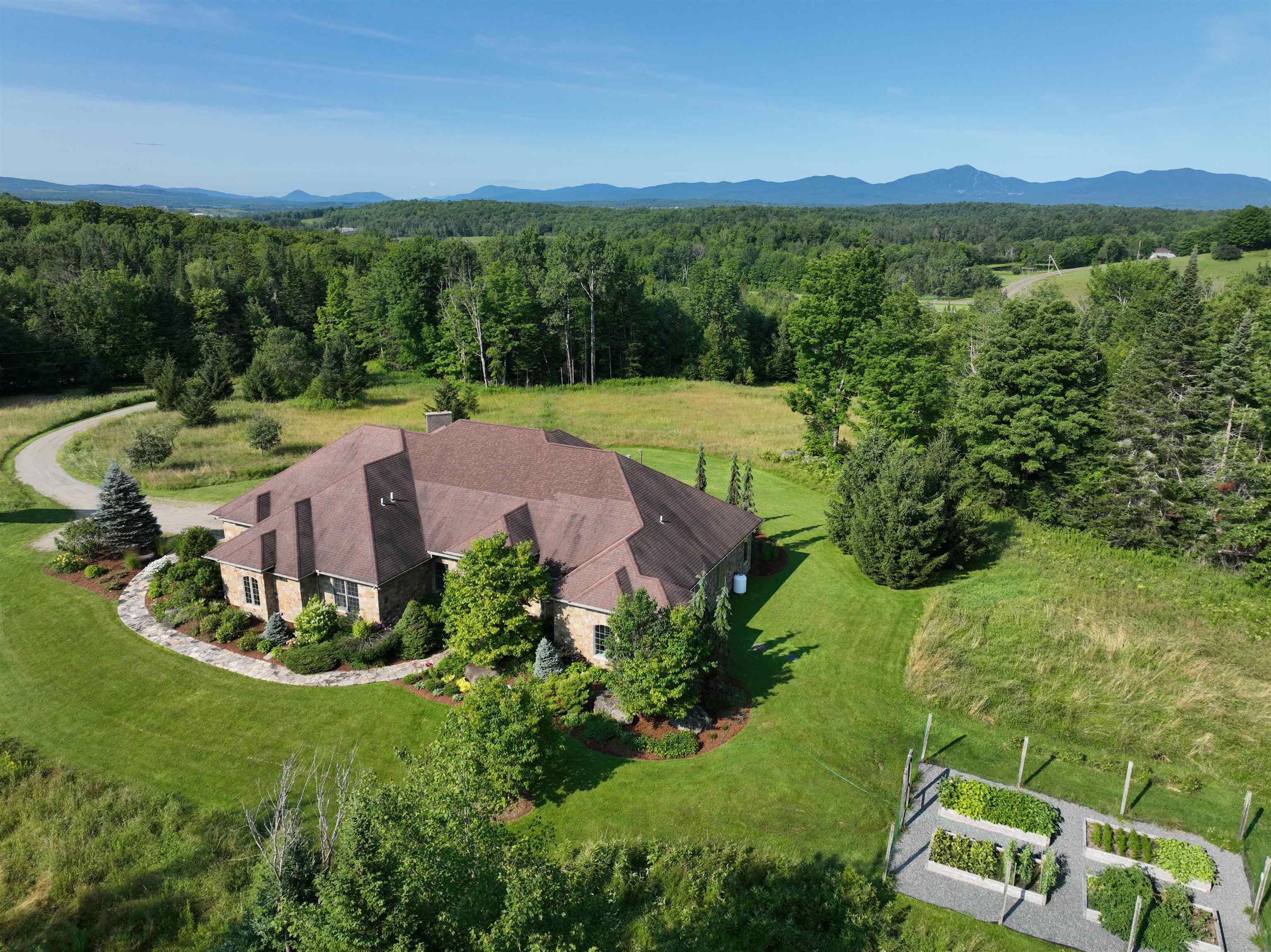 972 Farrar Road Property Photo 4
